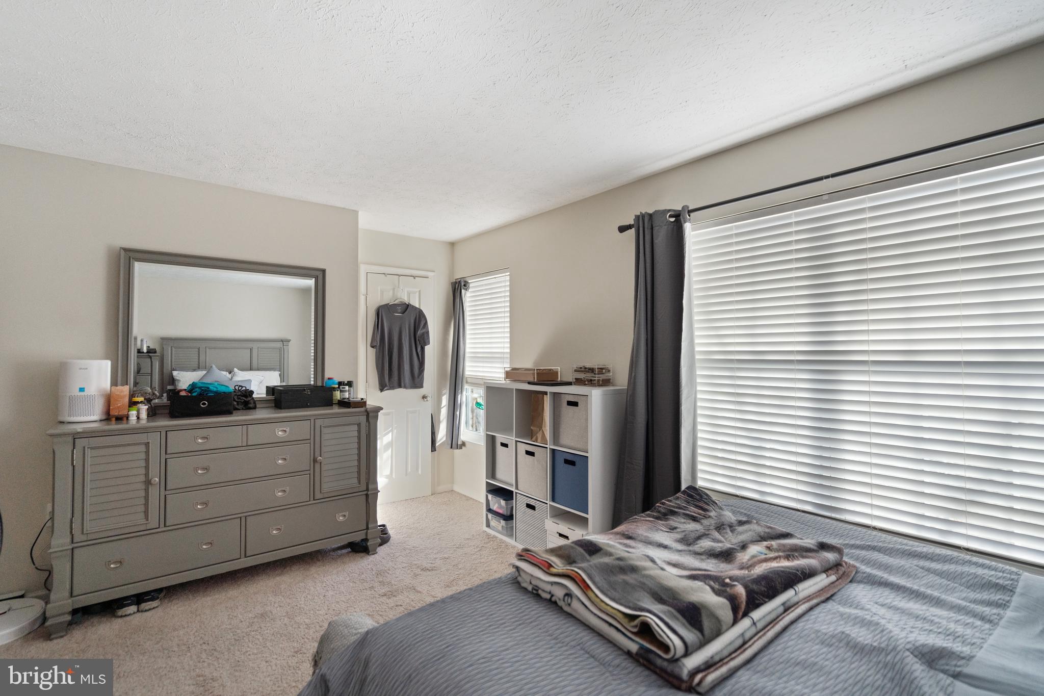 HUNTINGTON MEADOWS - Residential