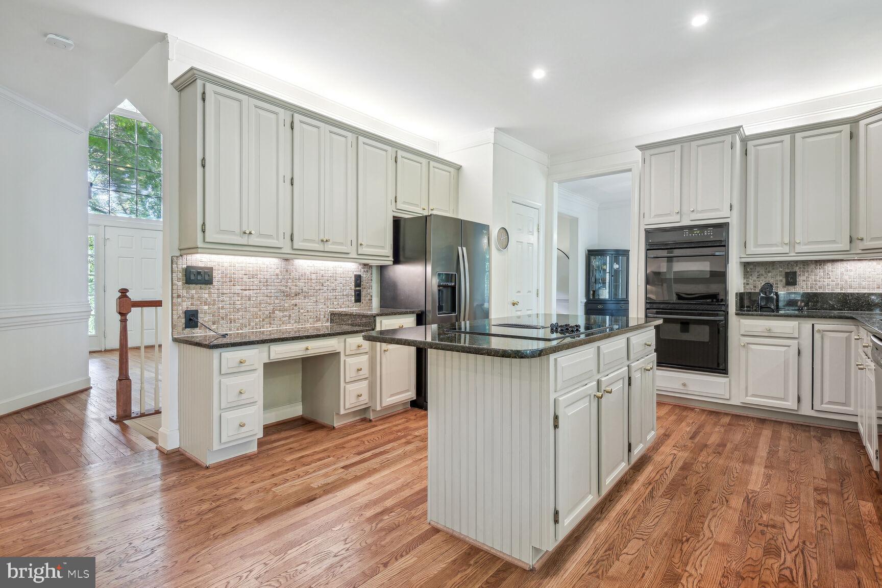 SPRING MEADOWS - Residential