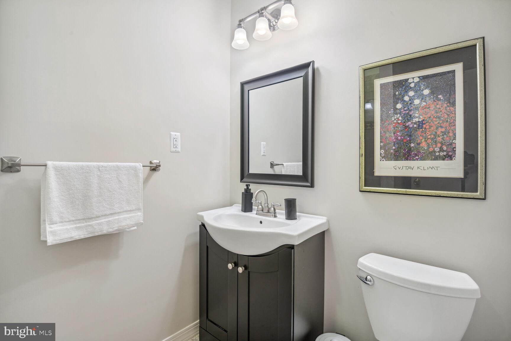 SPRING MEADOWS - Residential