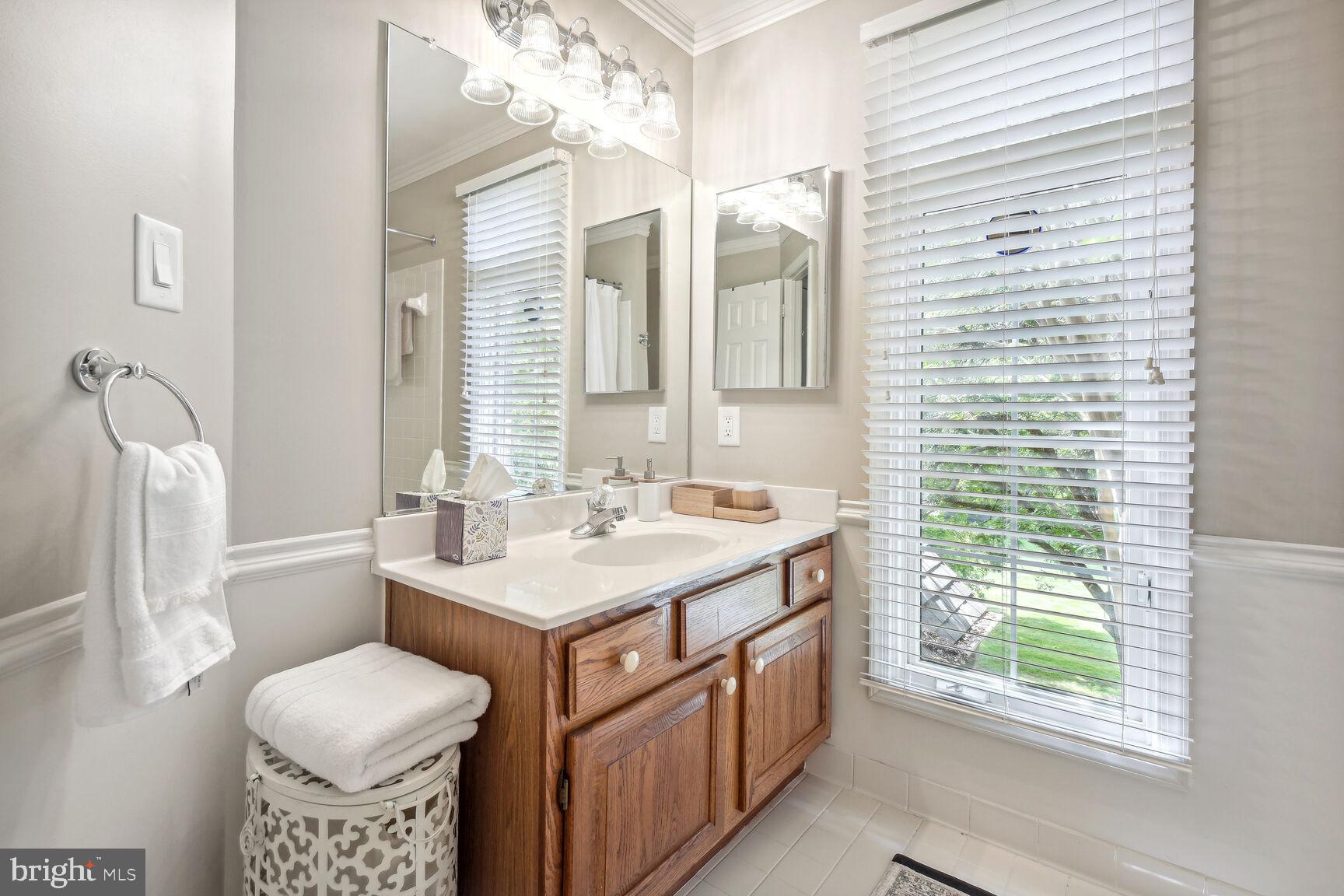 SPRING MEADOWS - Residential