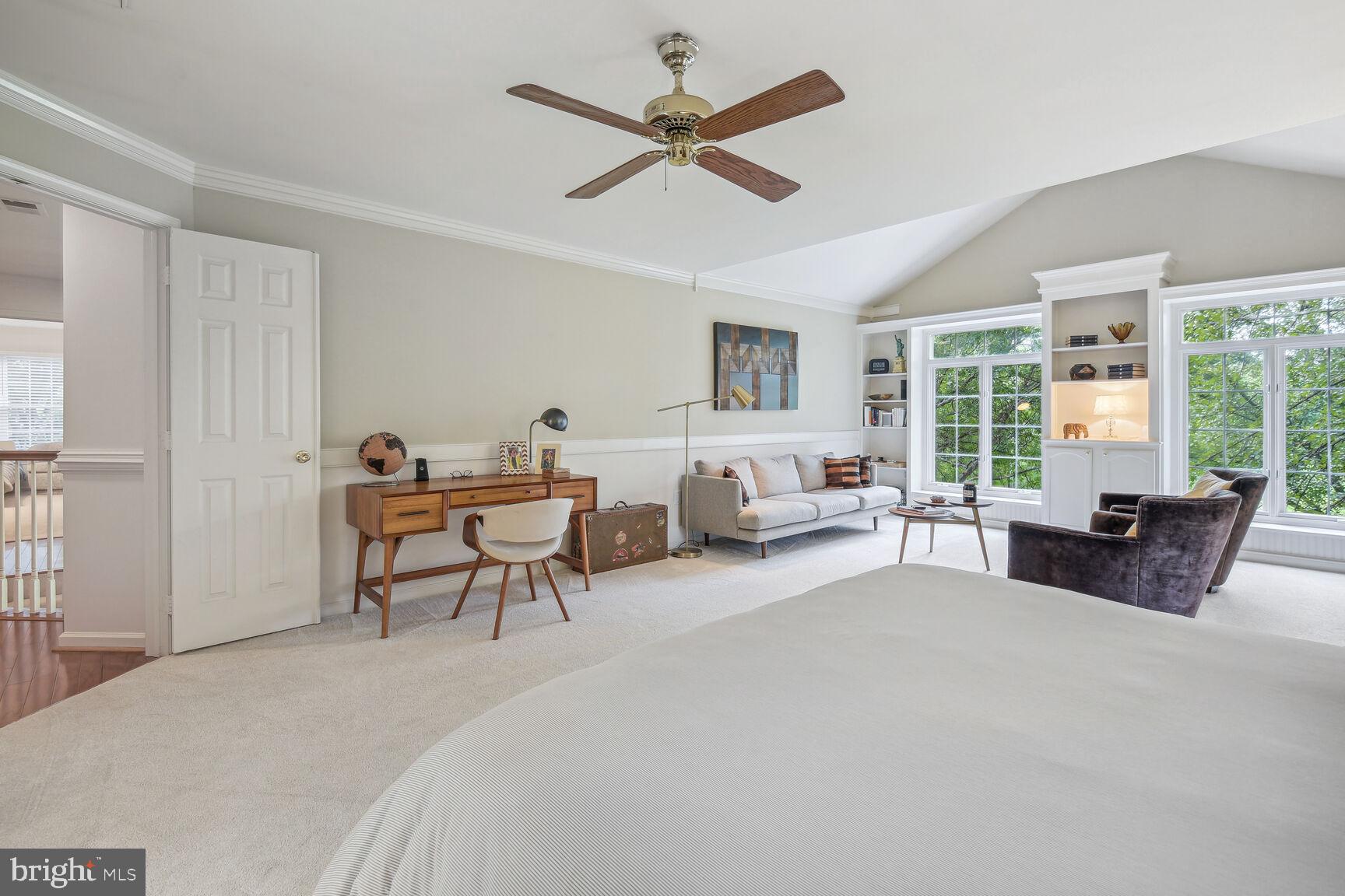 SPRING MEADOWS - Residential