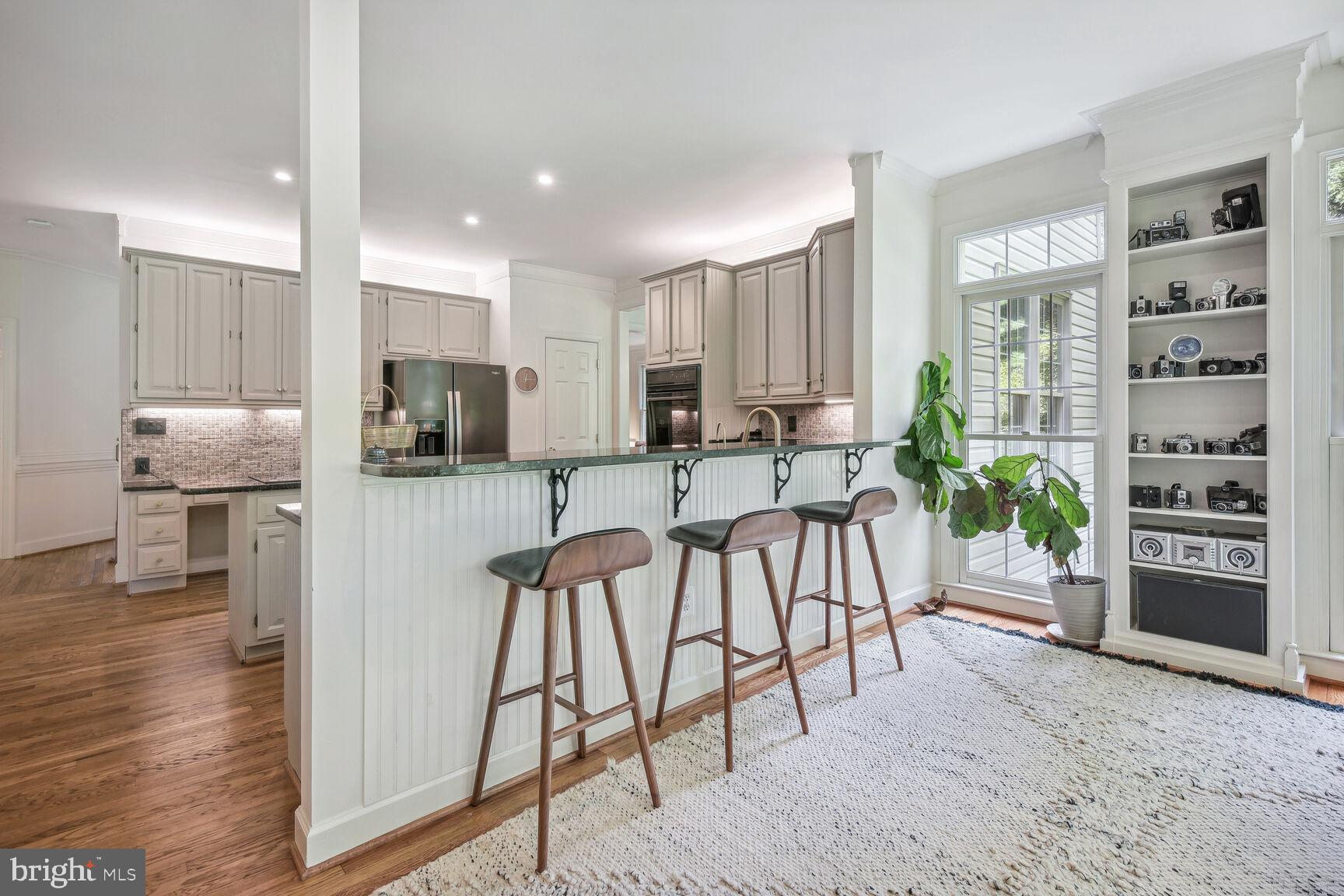 SPRING MEADOWS - Residential