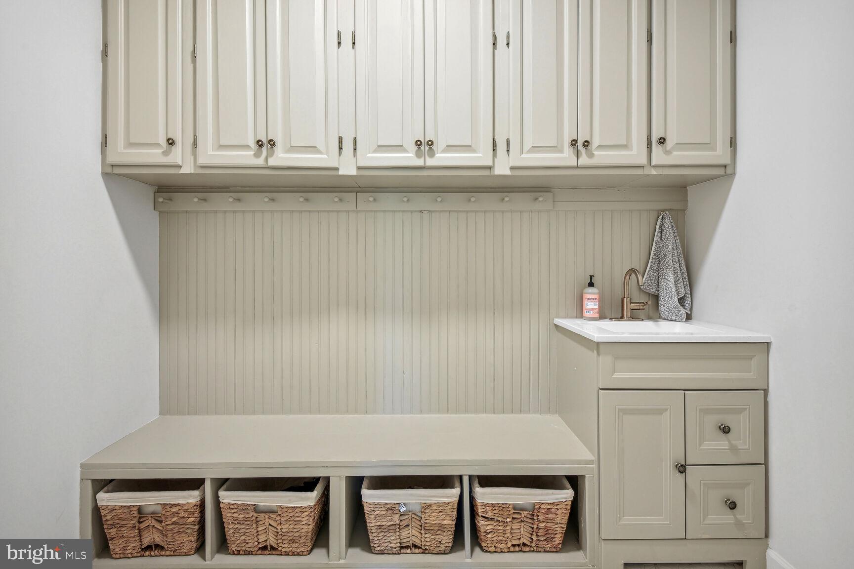 SPRING MEADOWS - Residential