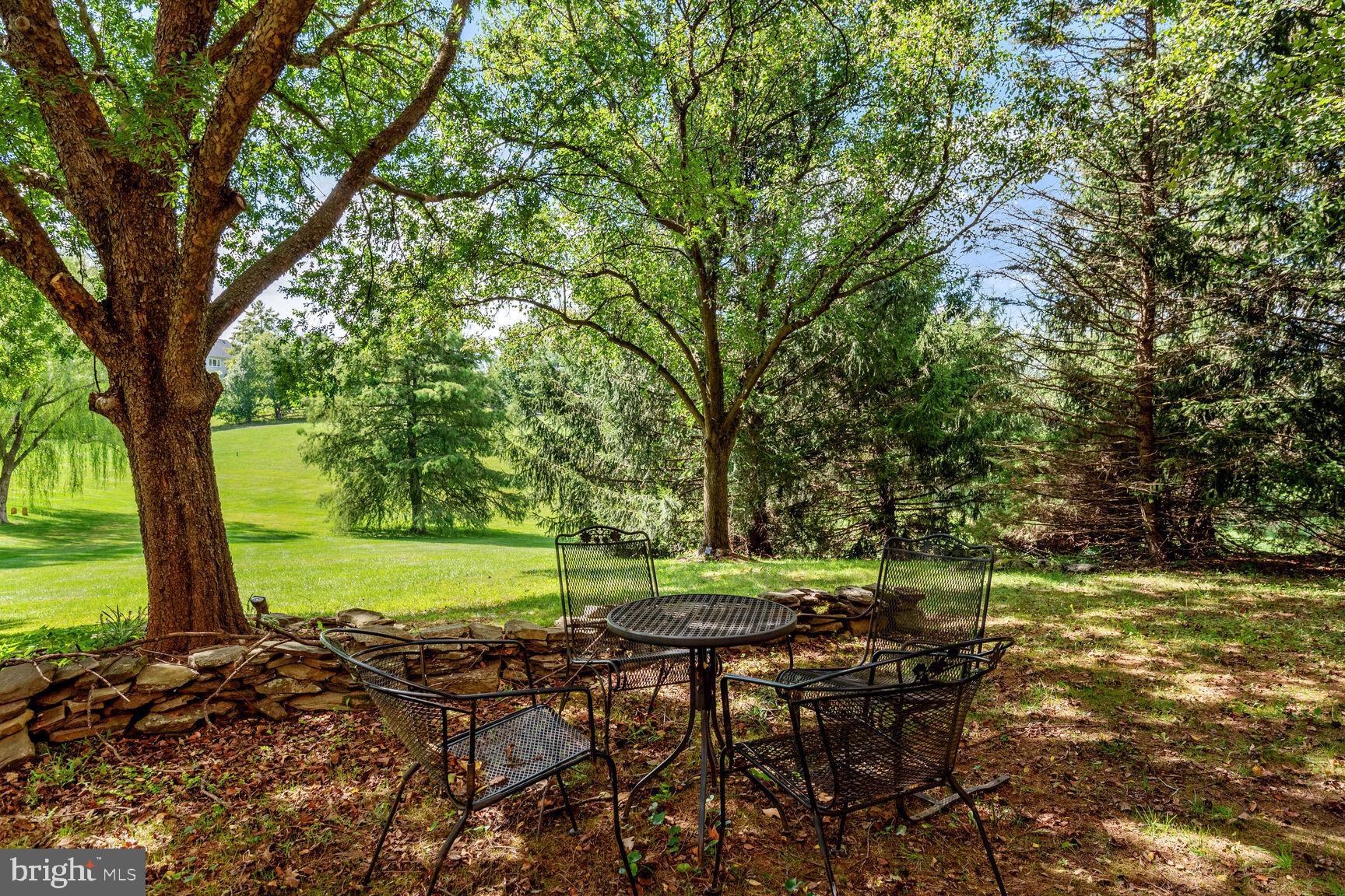 SPRING MEADOWS - Residential