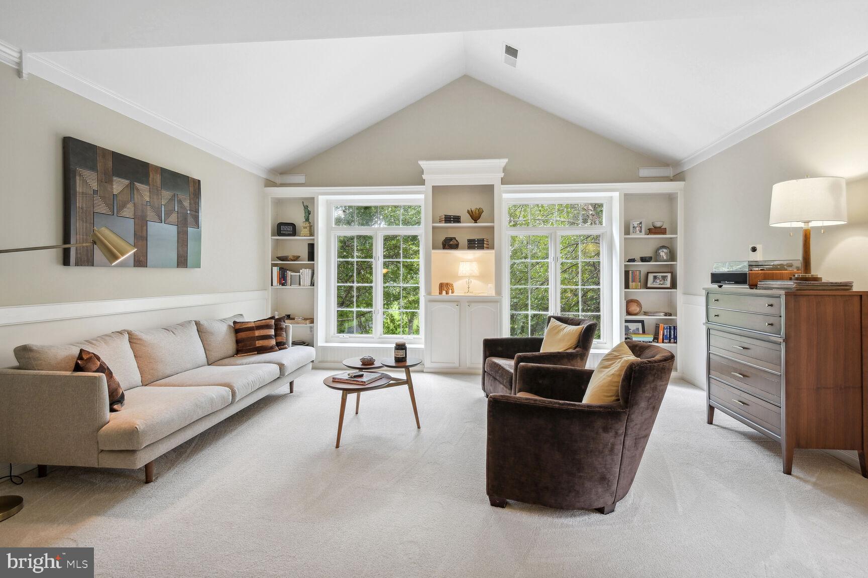 SPRING MEADOWS - Residential