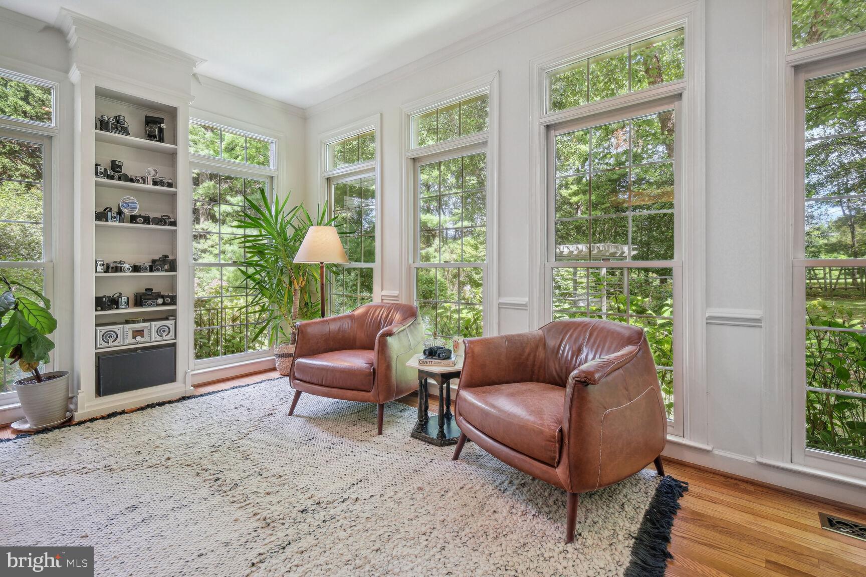 SPRING MEADOWS - Residential