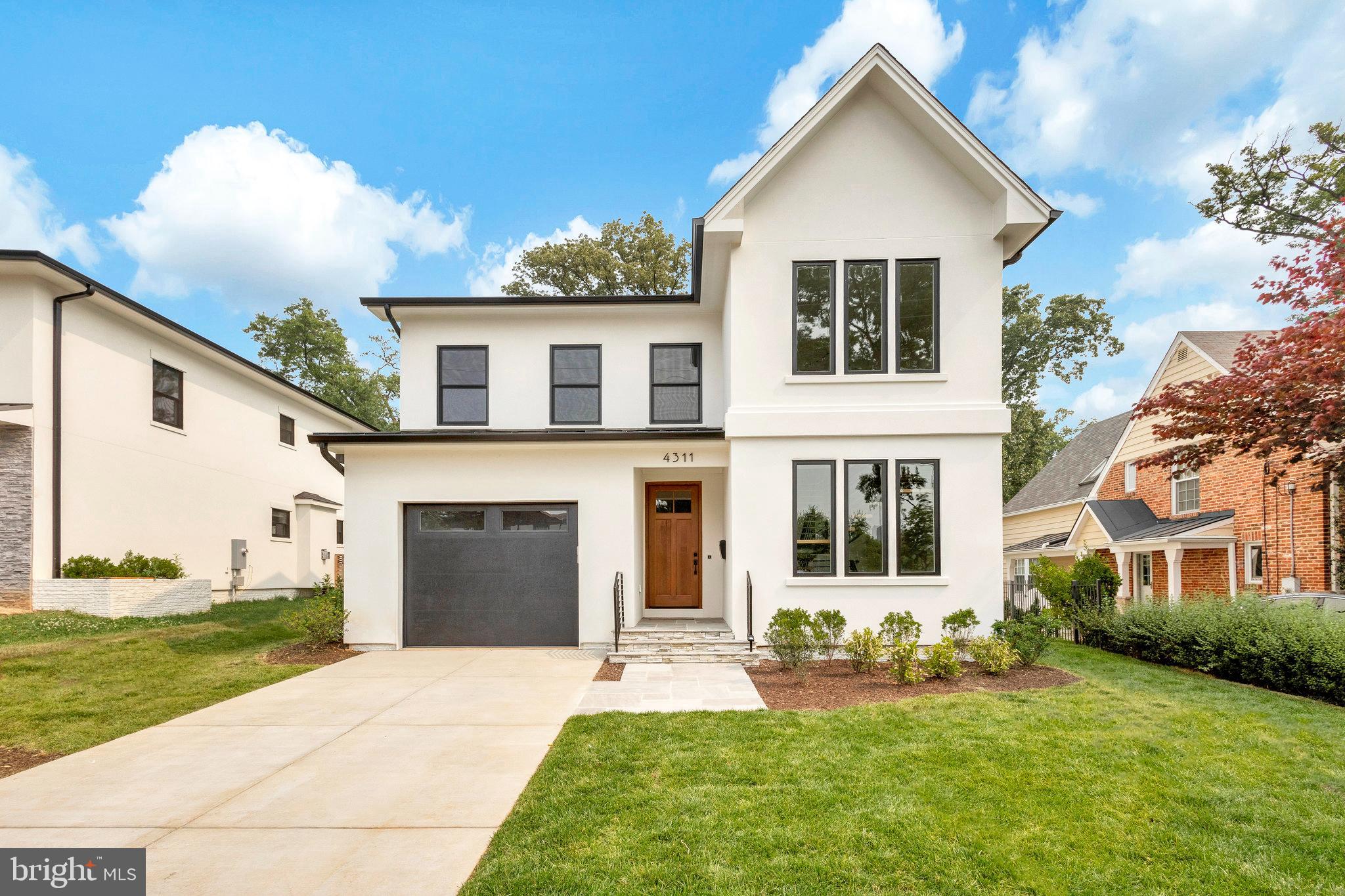 WAVERLY HILLS - Residential