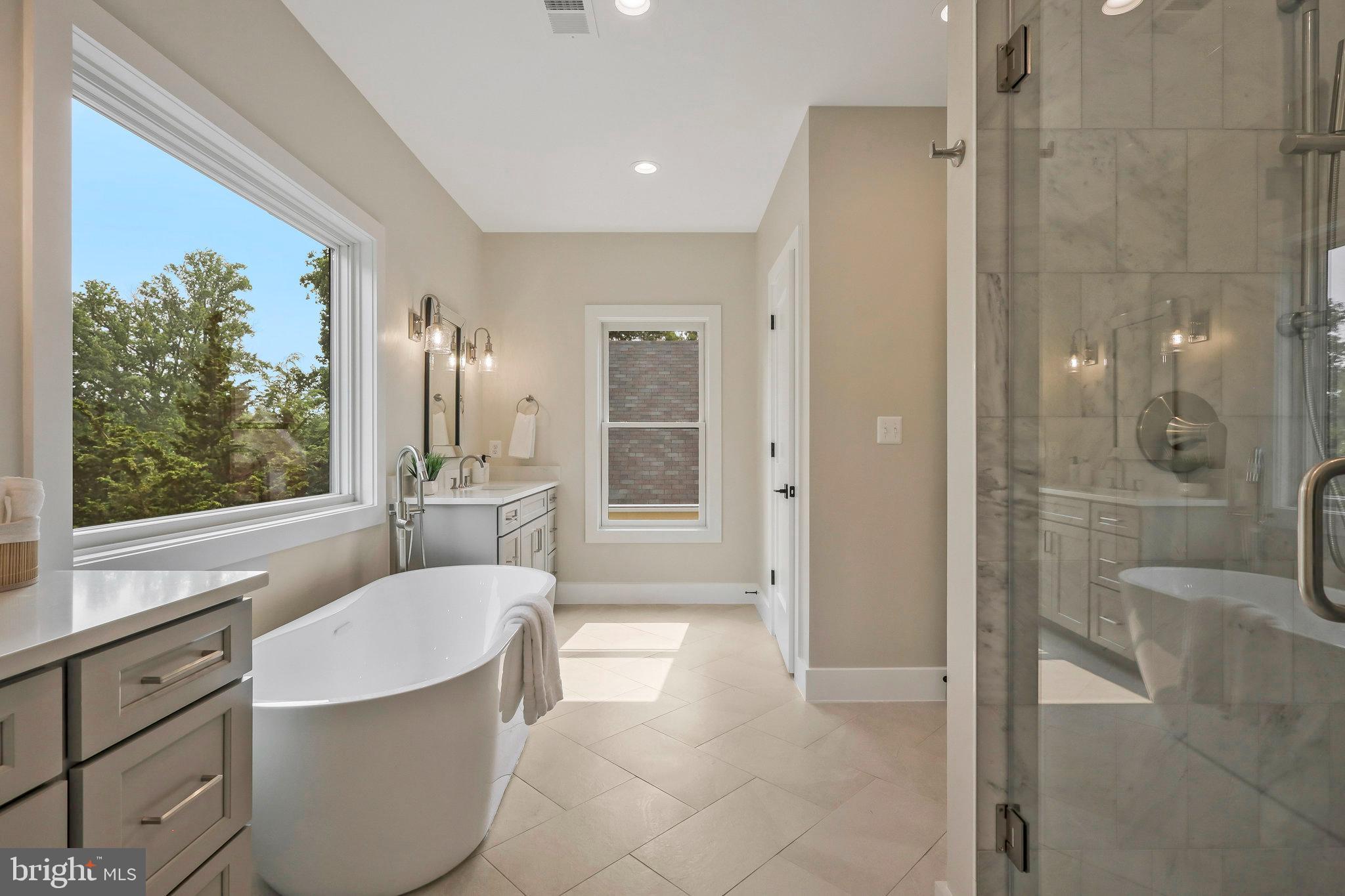 WAVERLY HILLS - Residential