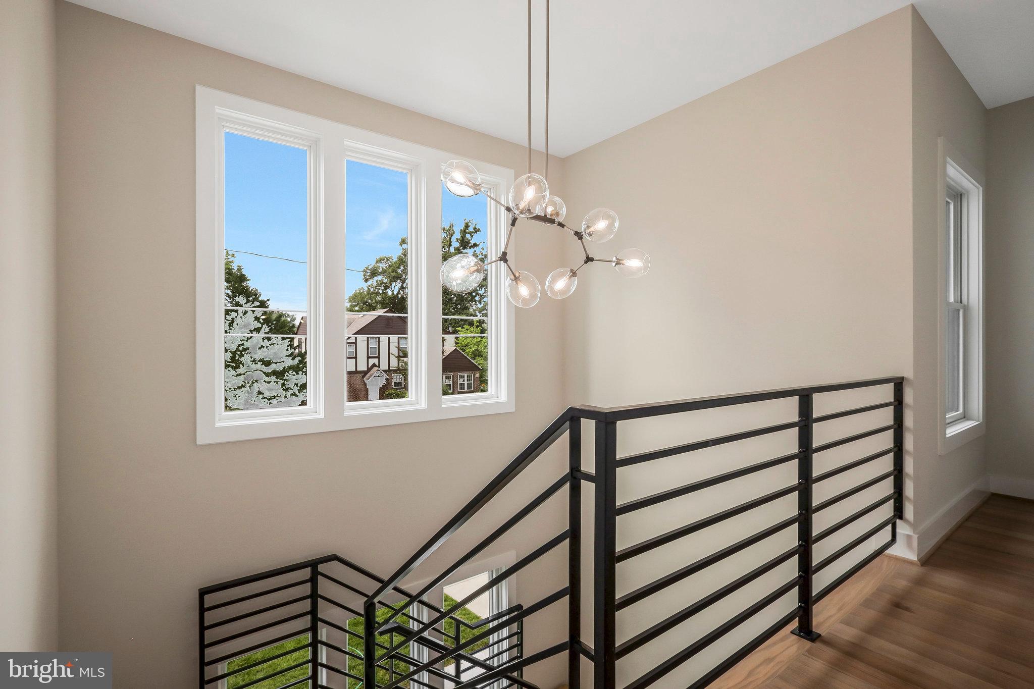 WAVERLY HILLS - Residential