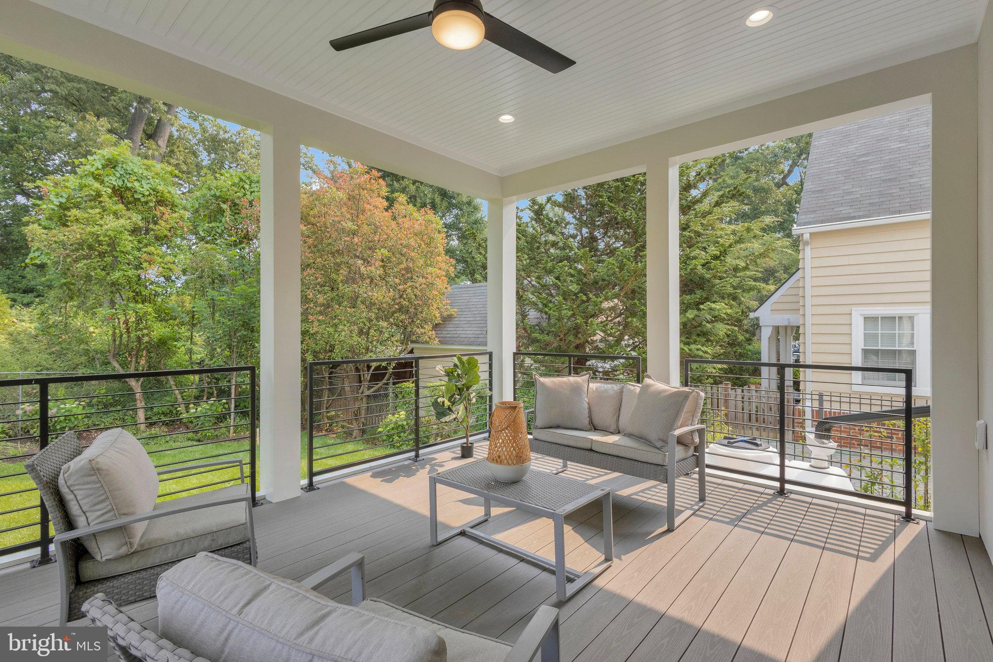 WAVERLY HILLS - Residential