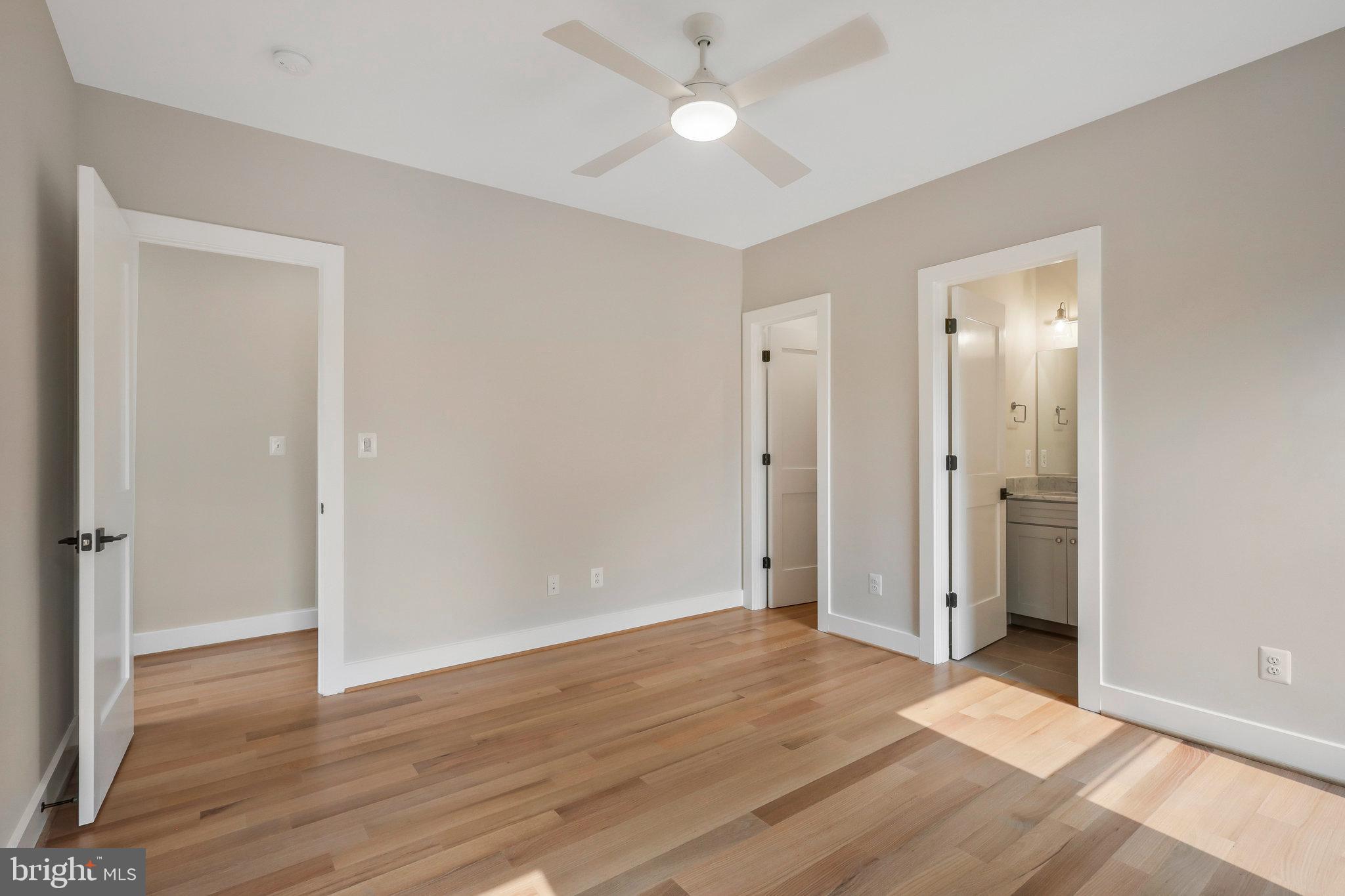 WAVERLY HILLS - Residential