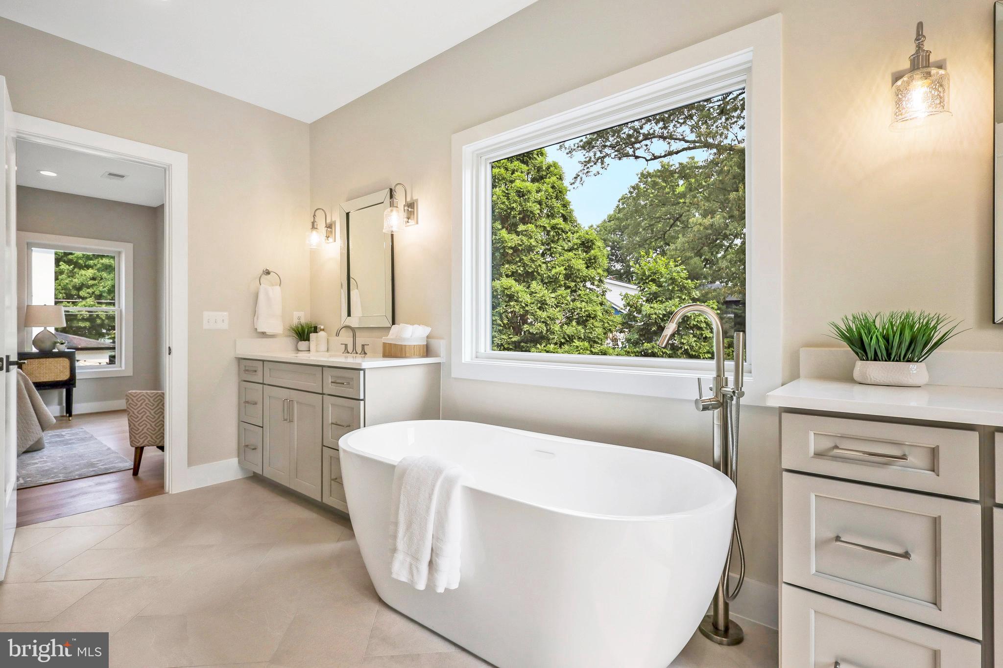 WAVERLY HILLS - Residential