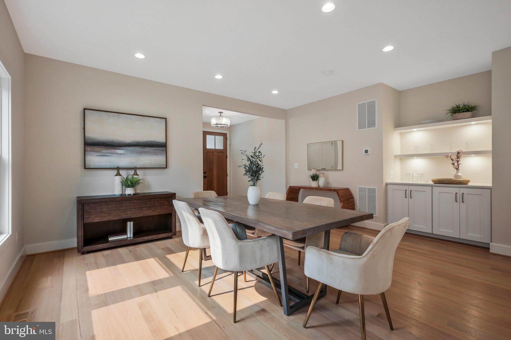 WAVERLY HILLS - Residential