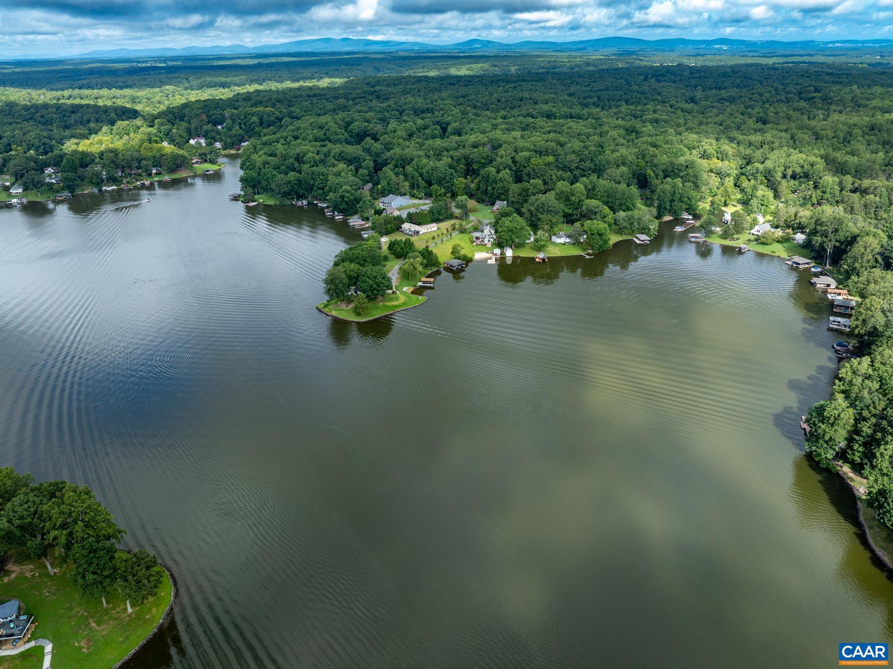 BLUE RIDGE SHORES - Residential