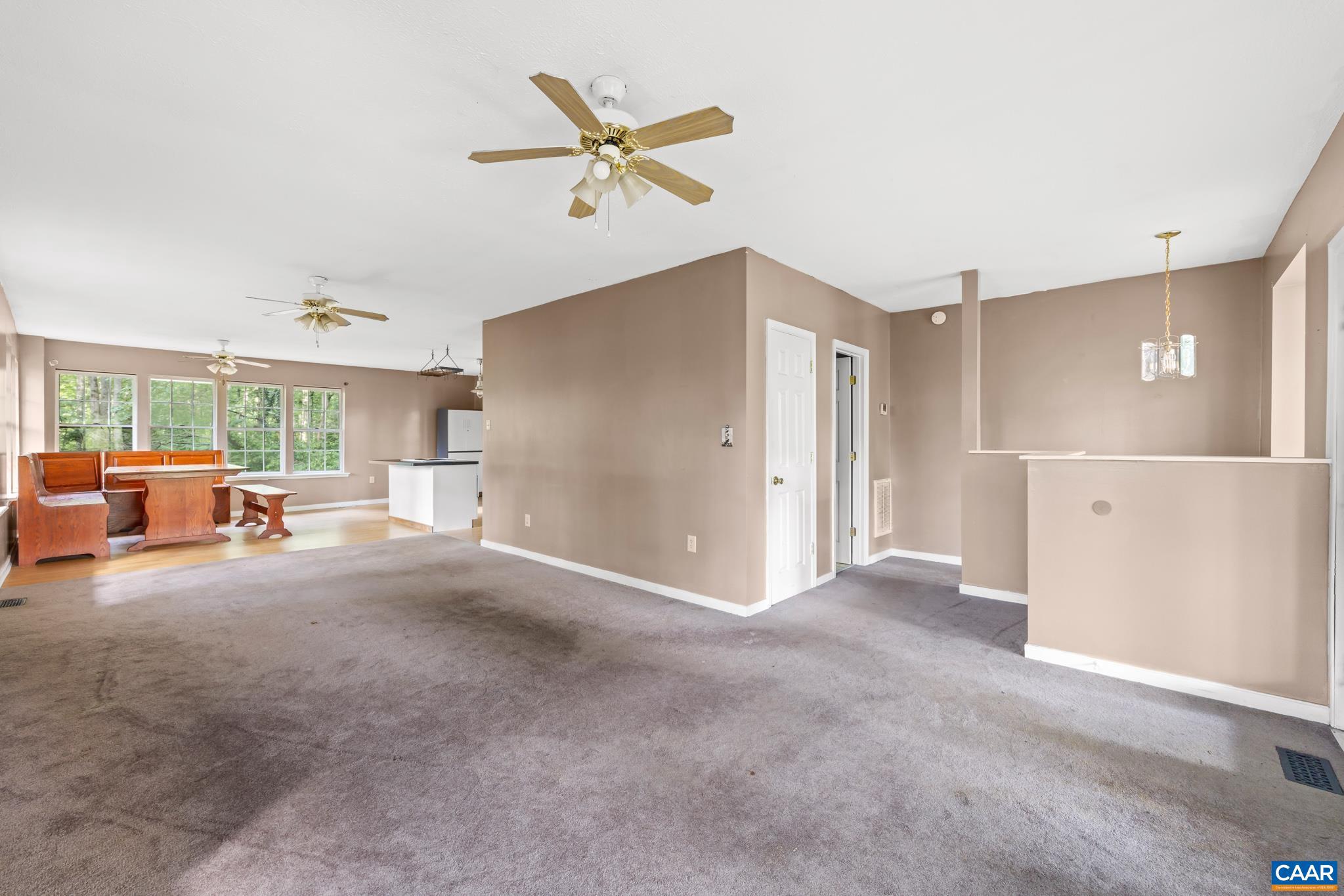 BLUE RIDGE SHORES - Residential