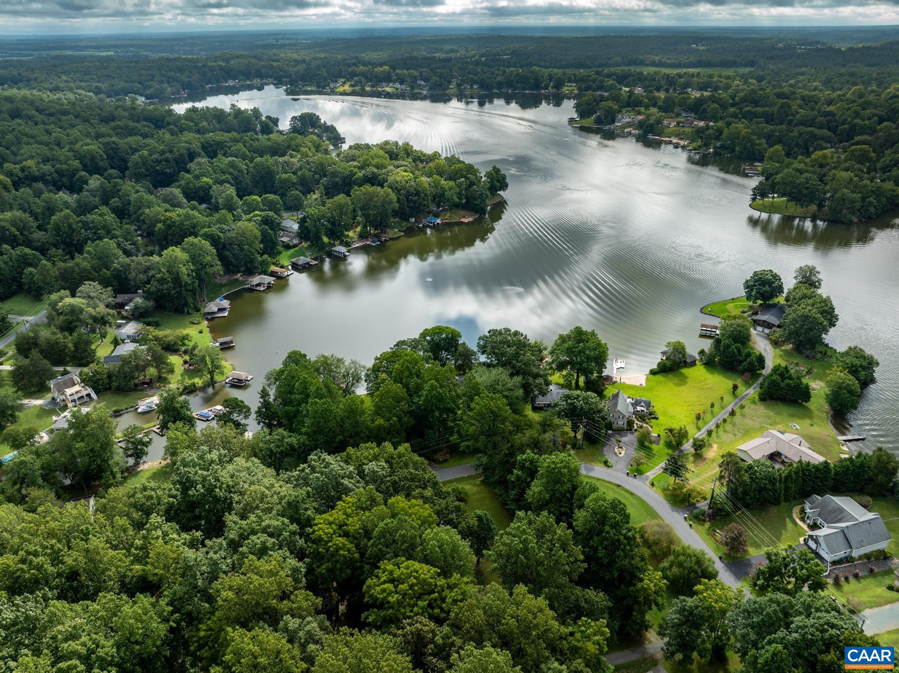 BLUE RIDGE SHORES - Residential