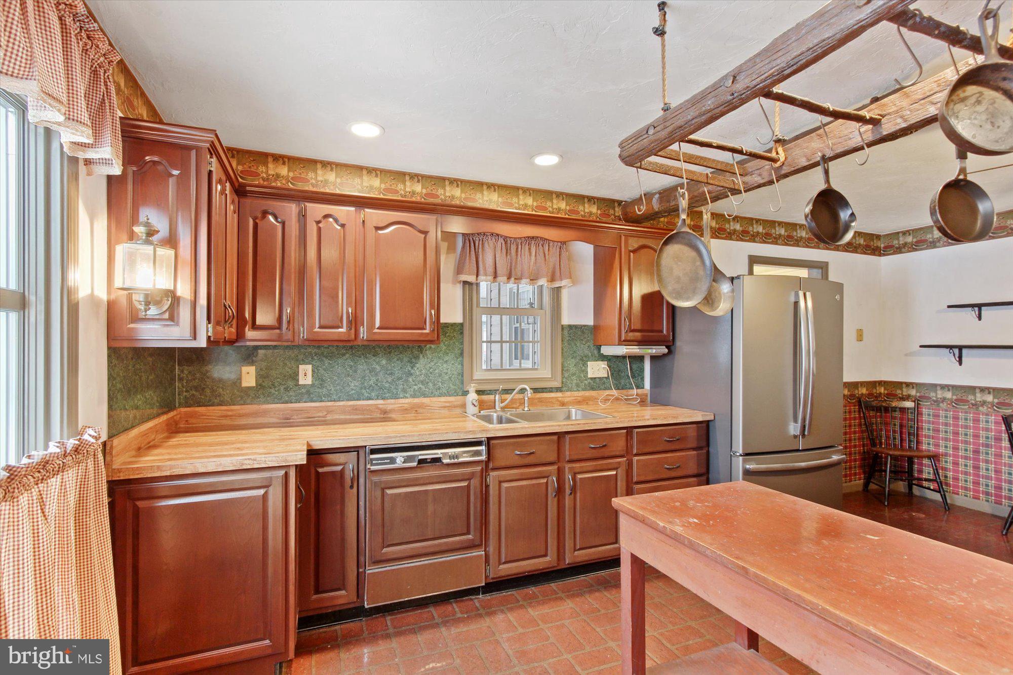 MANCHESTER - Residential