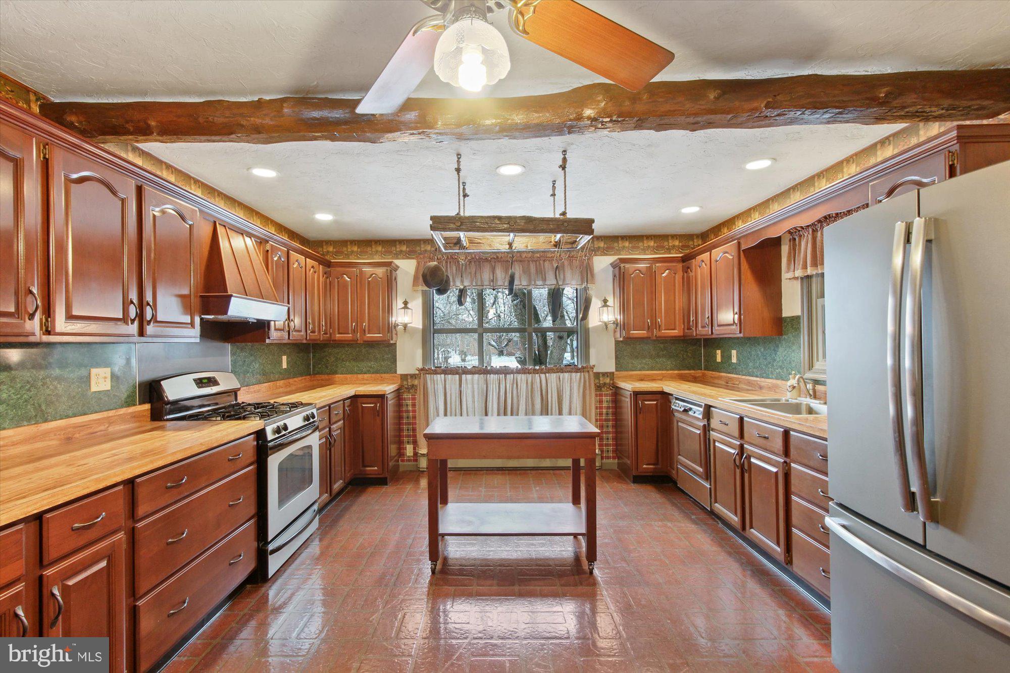 MANCHESTER - Residential