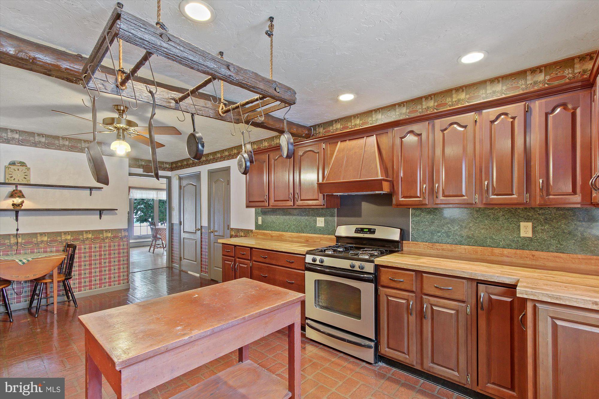 MANCHESTER - Residential