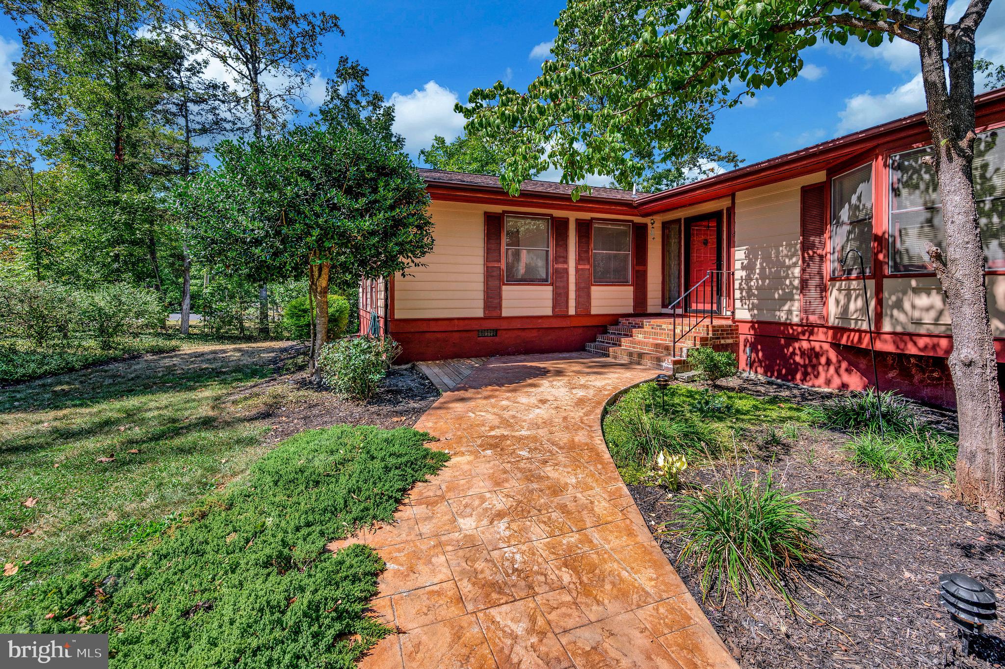 LAKE OF THE WOODS - Residential