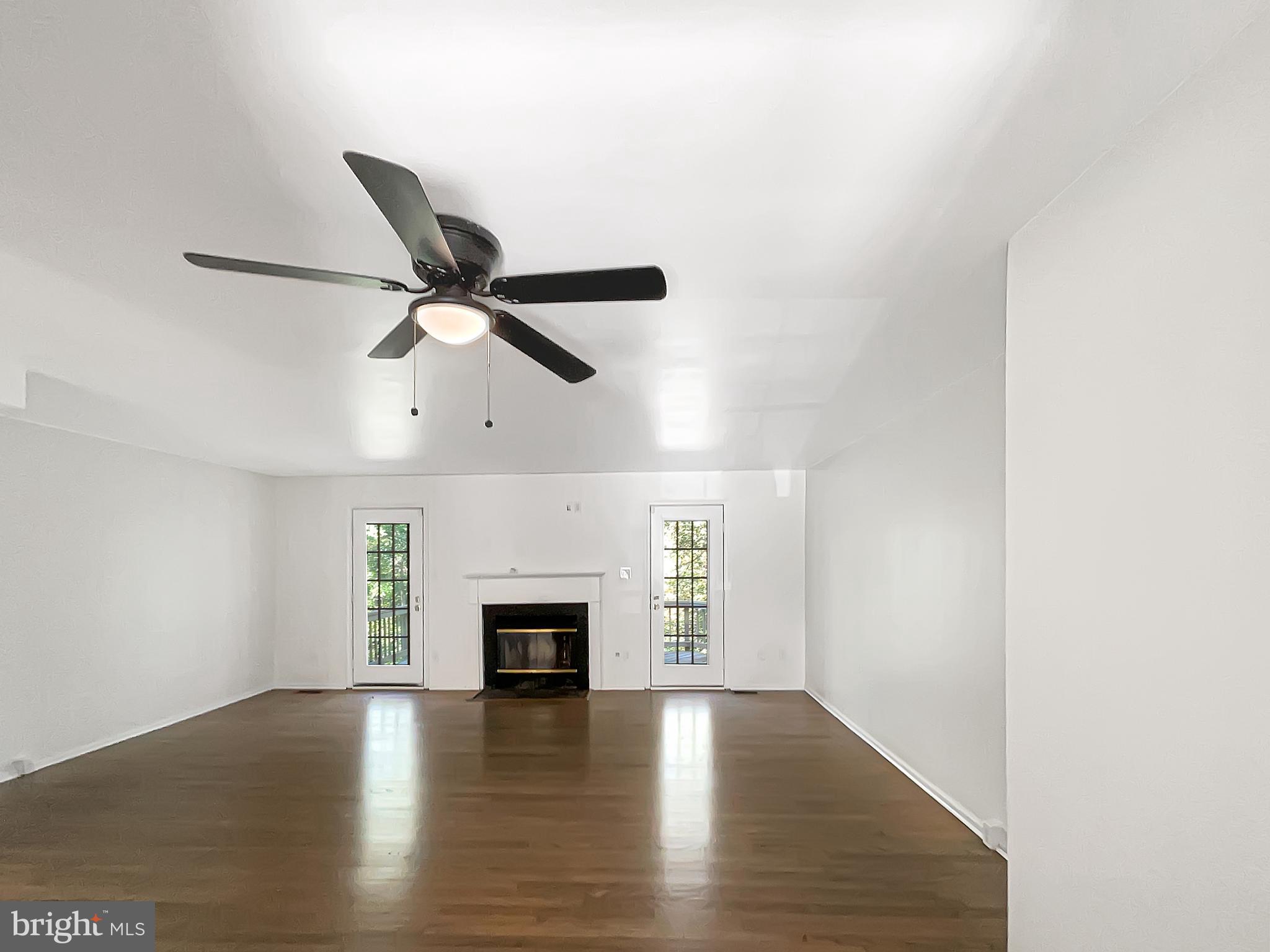 8524 CHARNWOOD COURT