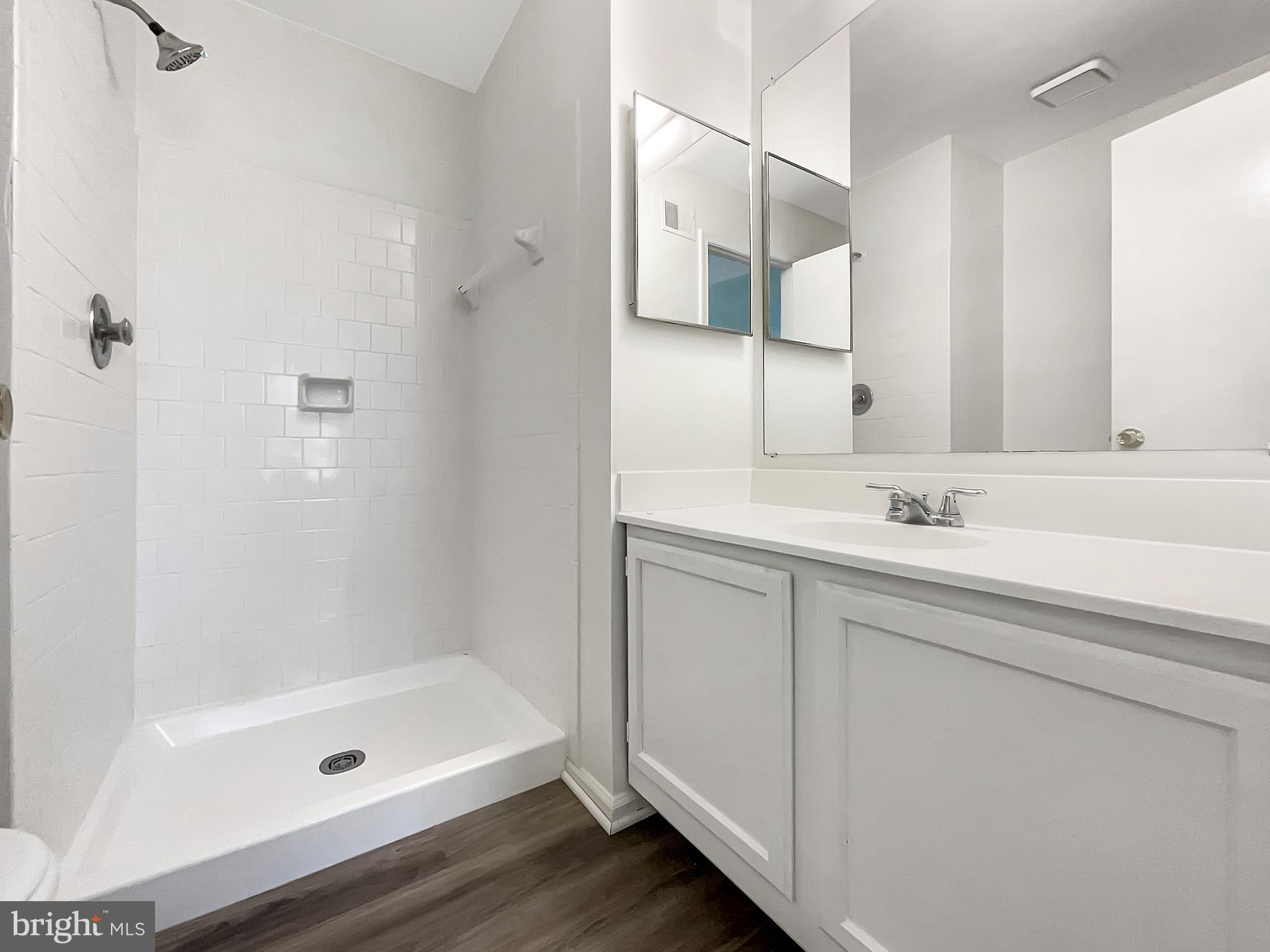 QUAIL HOLLOW - Residential