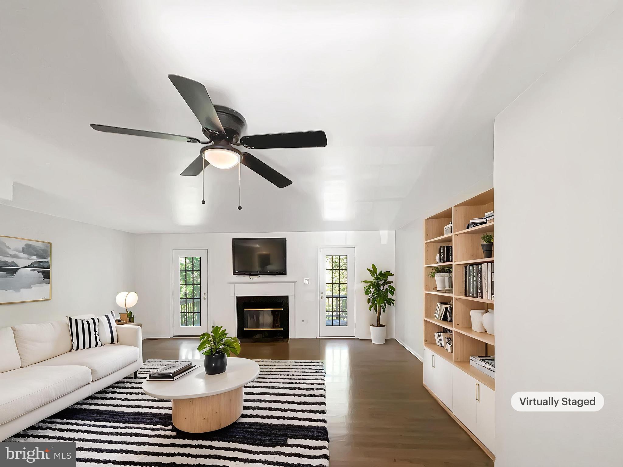 8524 CHARNWOOD COURT