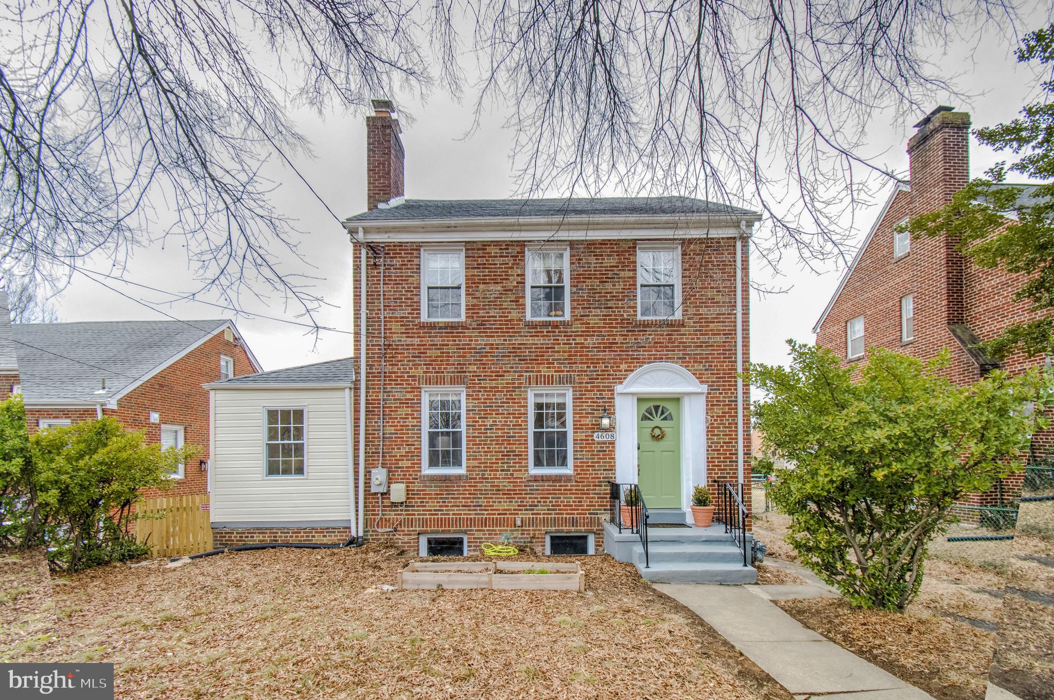 MOUNT RAINIER - Residential