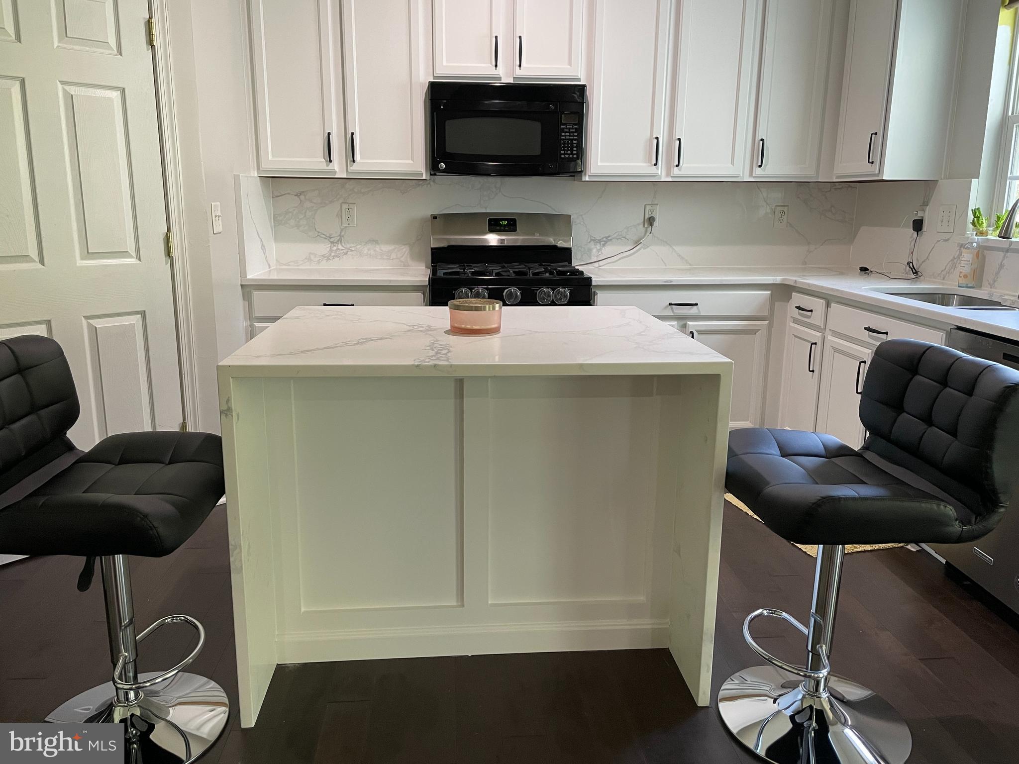 KINGS ARMS - Residential Lease