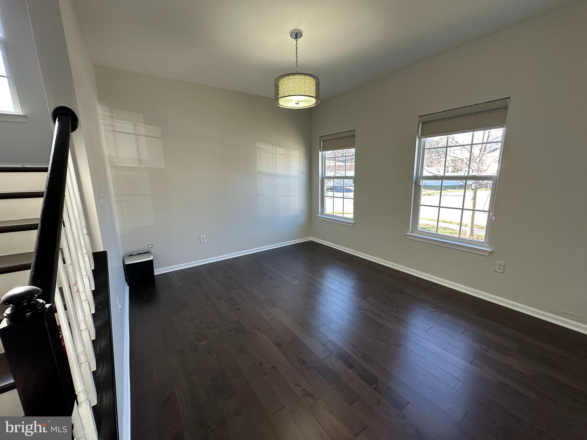 KINGS ARMS - Residential Lease