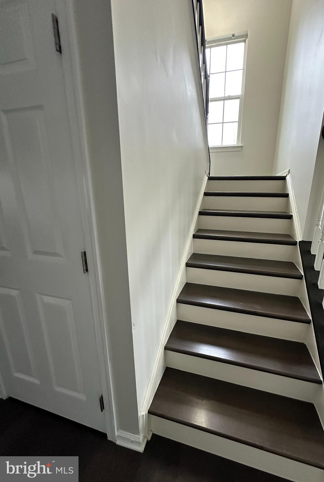 KINGS ARMS - Residential Lease