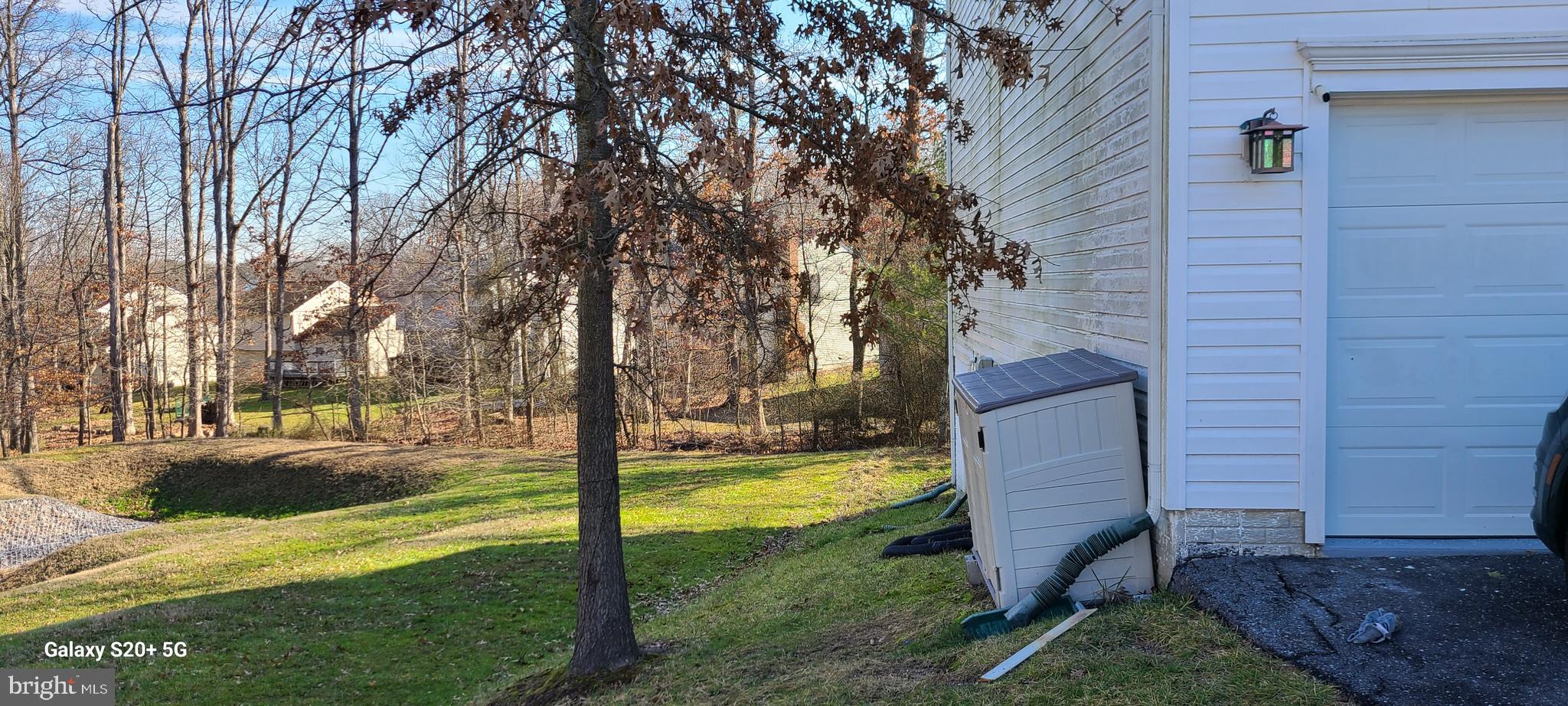 KINGS ARMS - Residential Lease