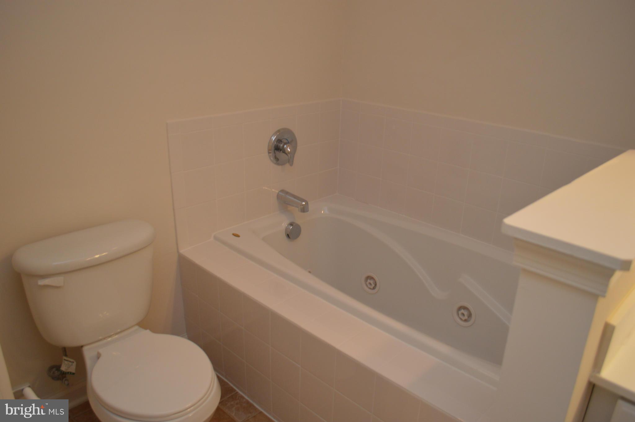 MONROE POINT - Residential Lease