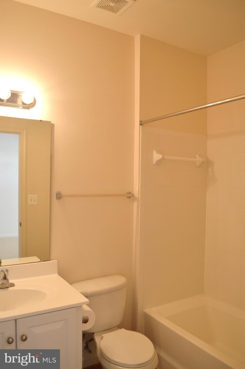 MONROE POINT - Residential Lease