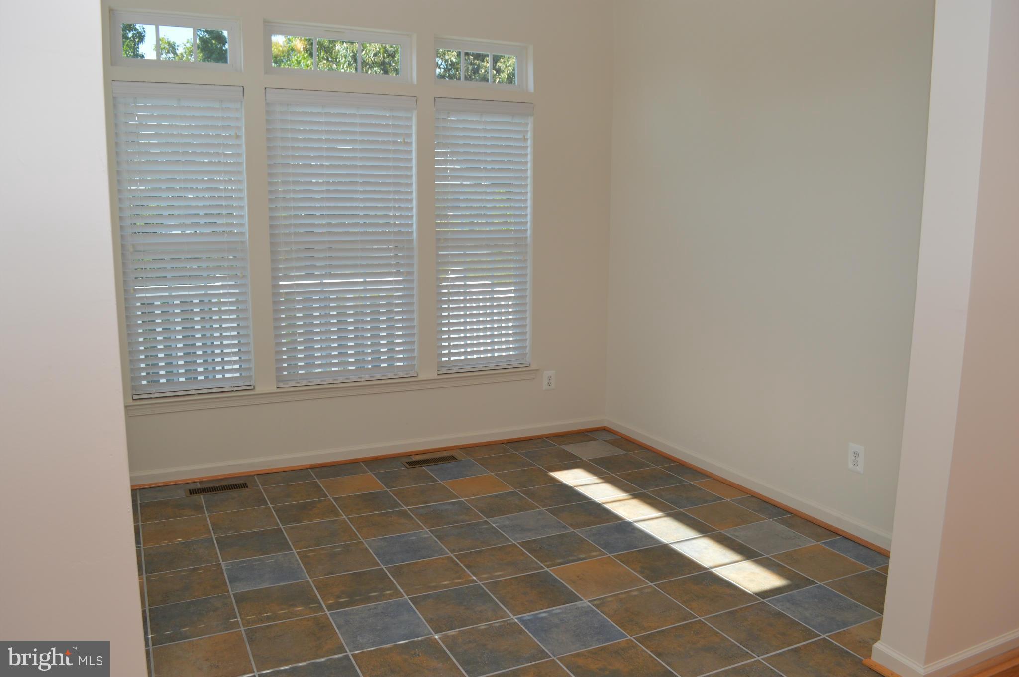 MONROE POINT - Residential Lease