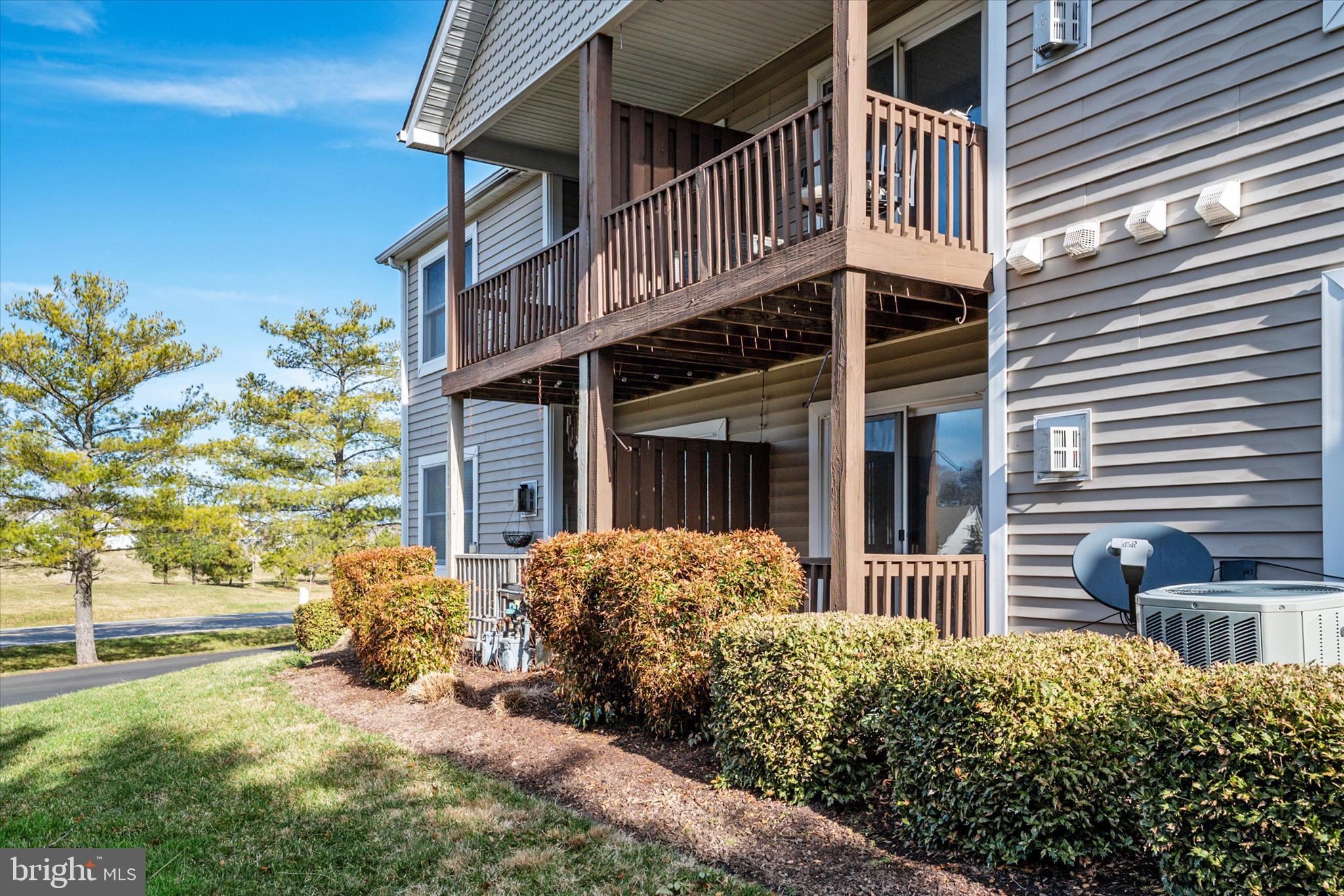 BAYSIDE MARINA - Residential