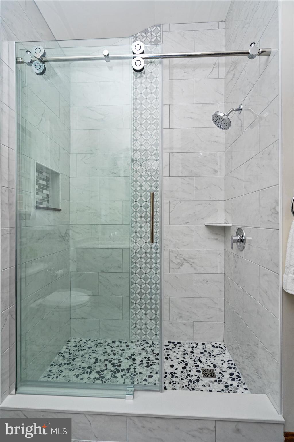 HAMPSTEAD - Residential