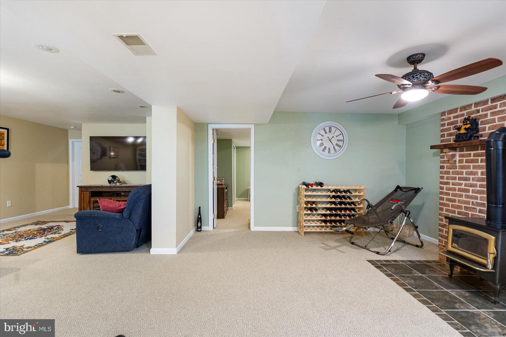 HAMPSTEAD - Residential