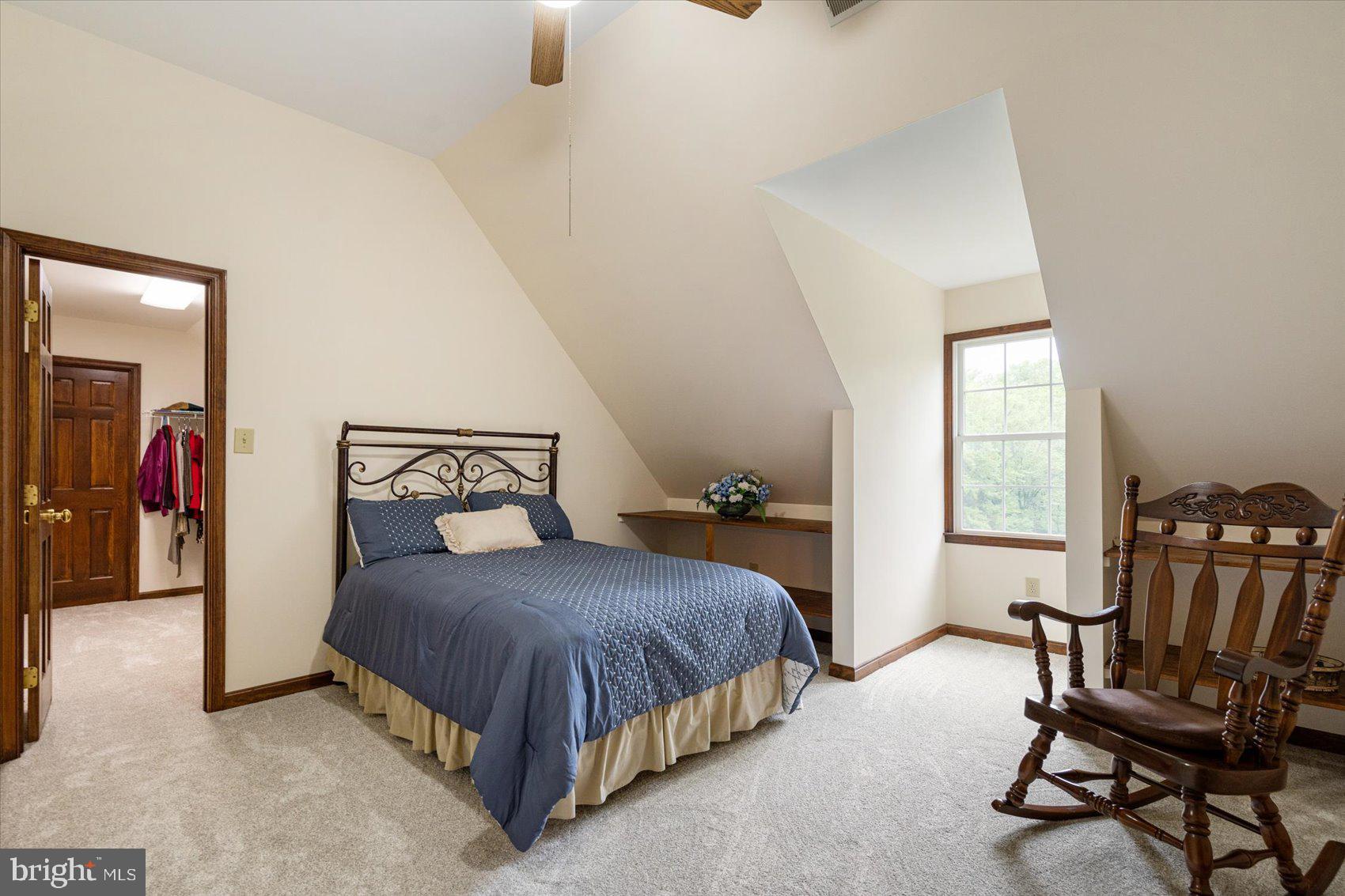 HAMPSTEAD - Residential