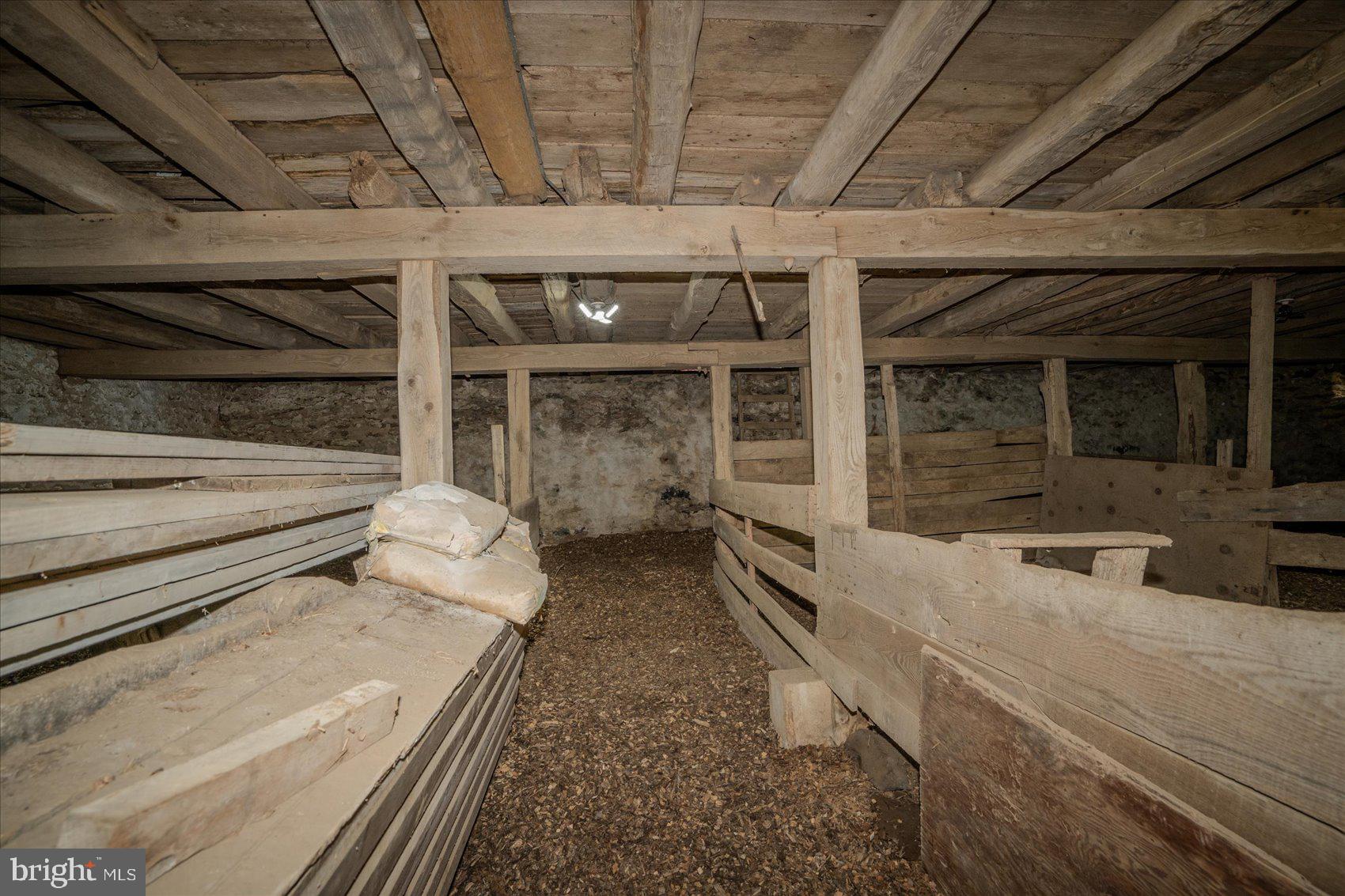 HAMPSTEAD - Residential