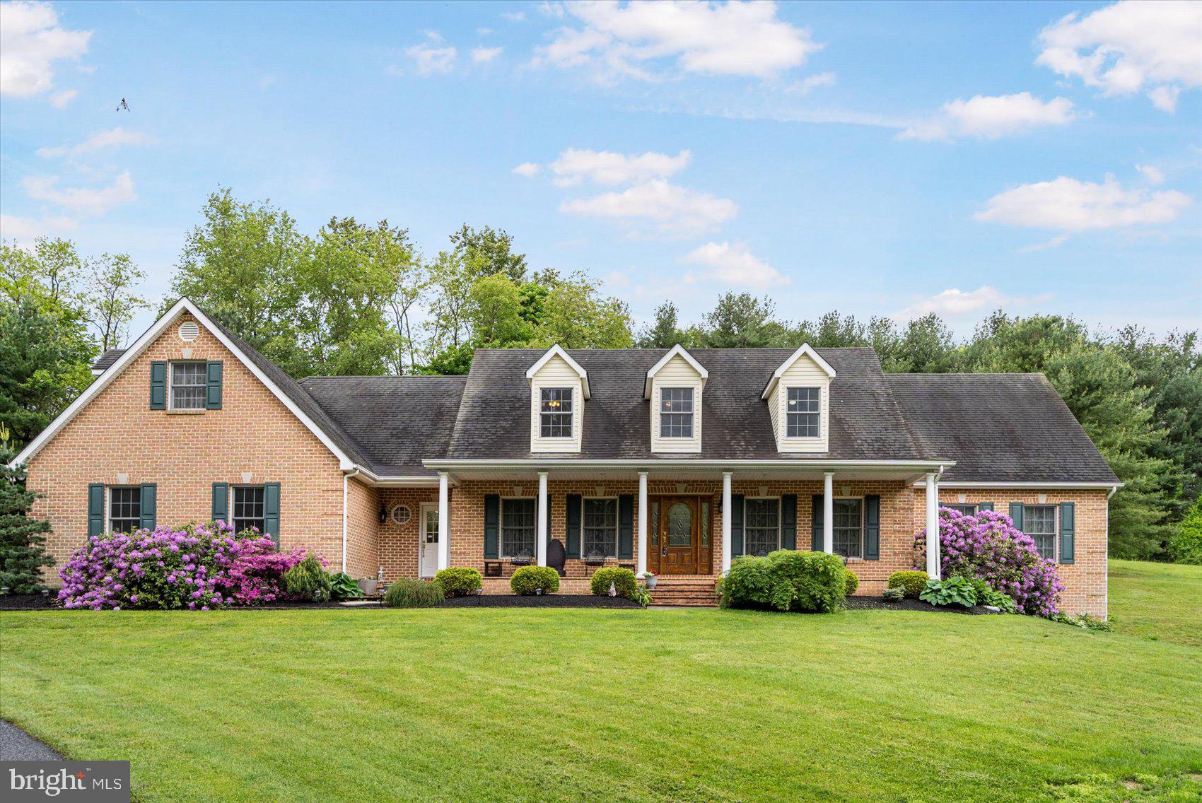 HAMPSTEAD - Residential