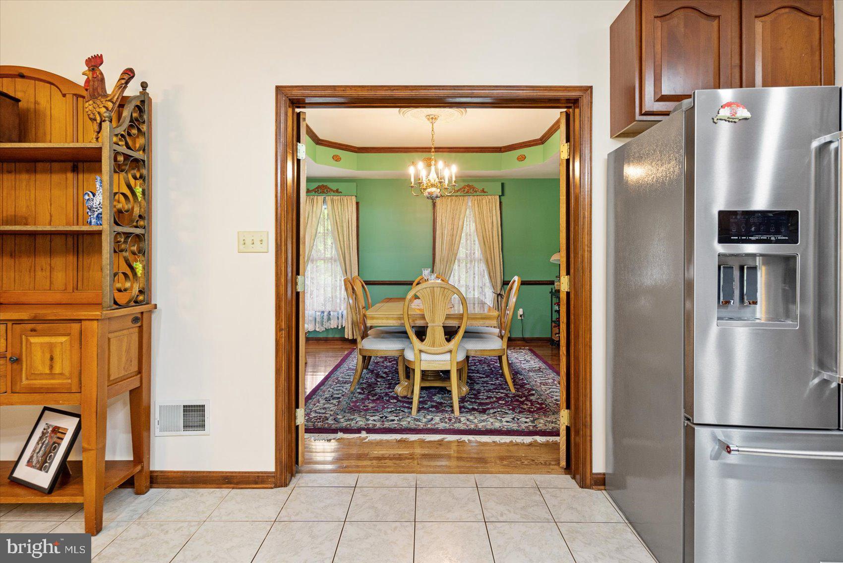 HAMPSTEAD - Residential