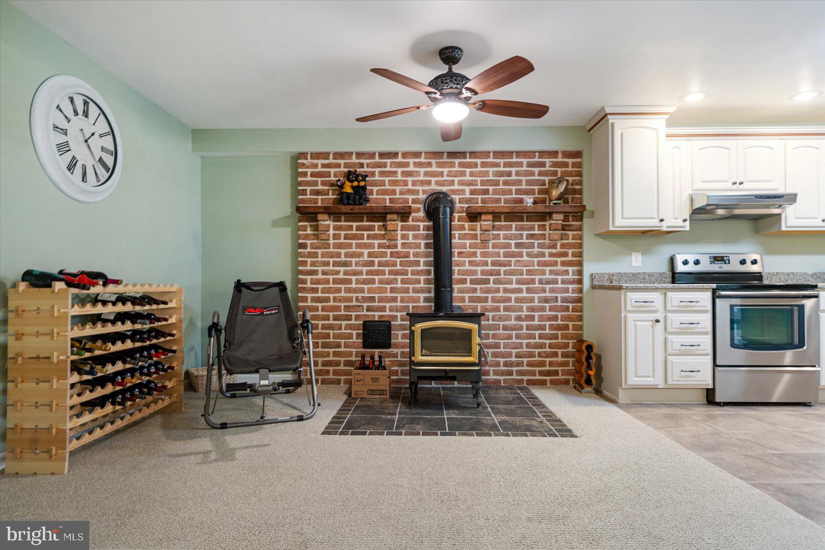 HAMPSTEAD - Residential