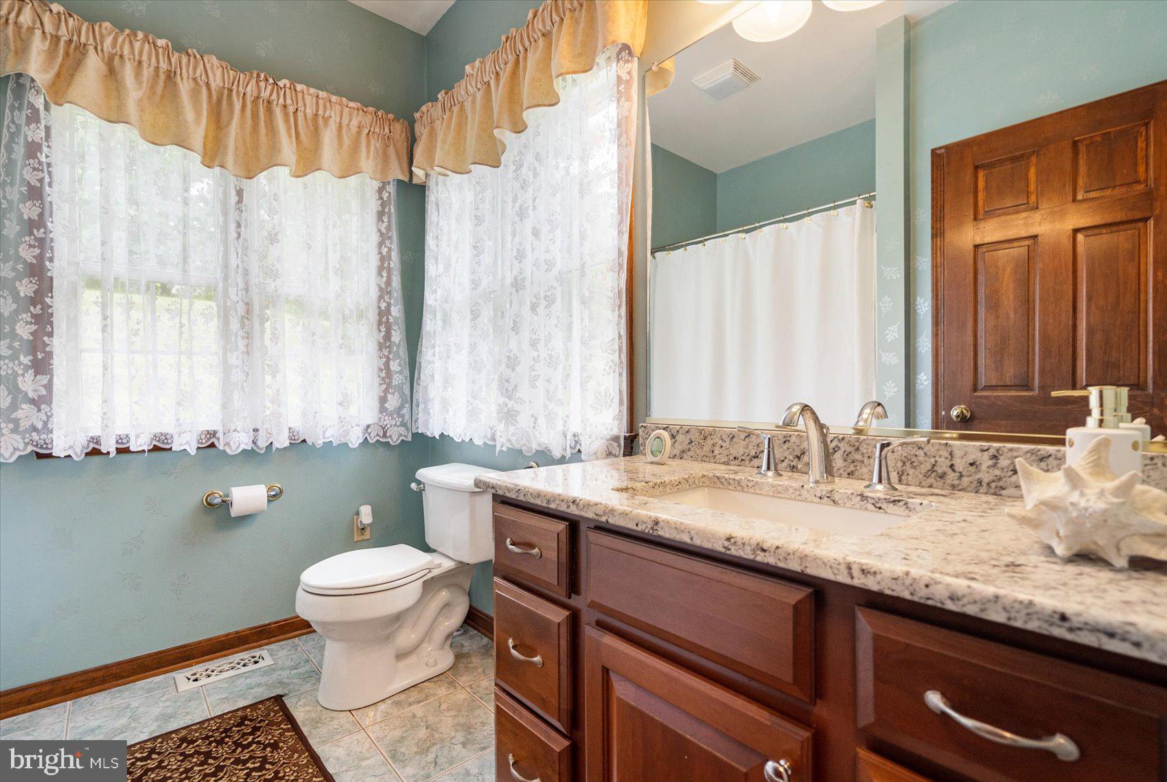 HAMPSTEAD - Residential