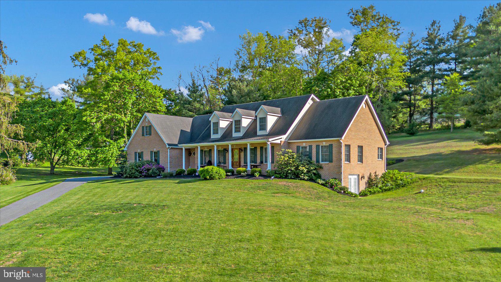 HAMPSTEAD - Residential