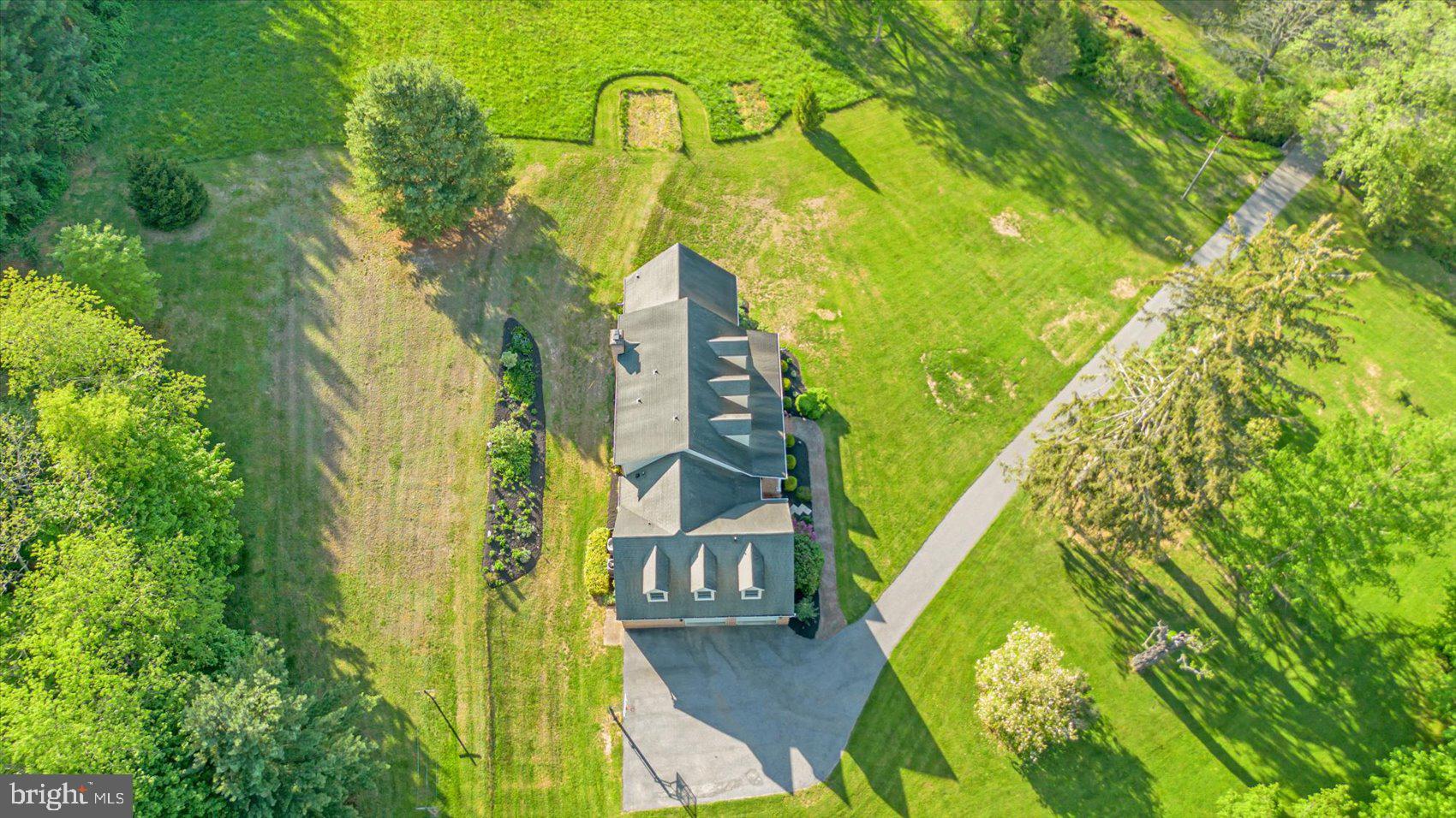 HAMPSTEAD - Residential