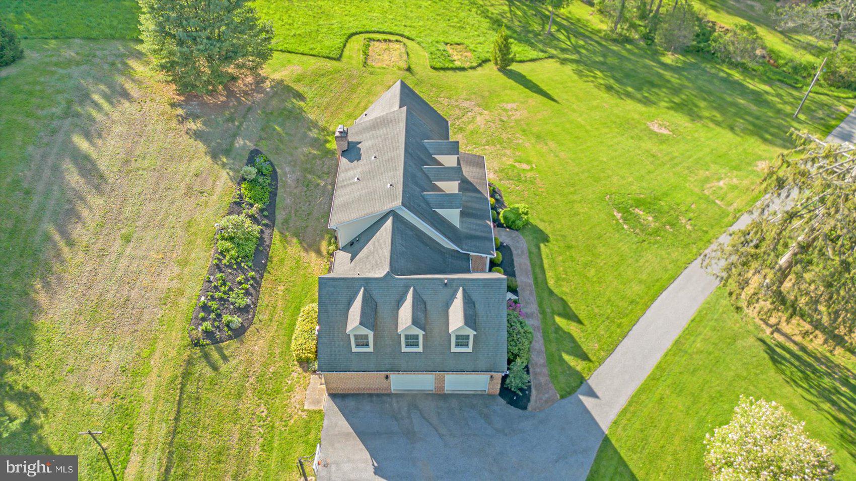 HAMPSTEAD - Residential