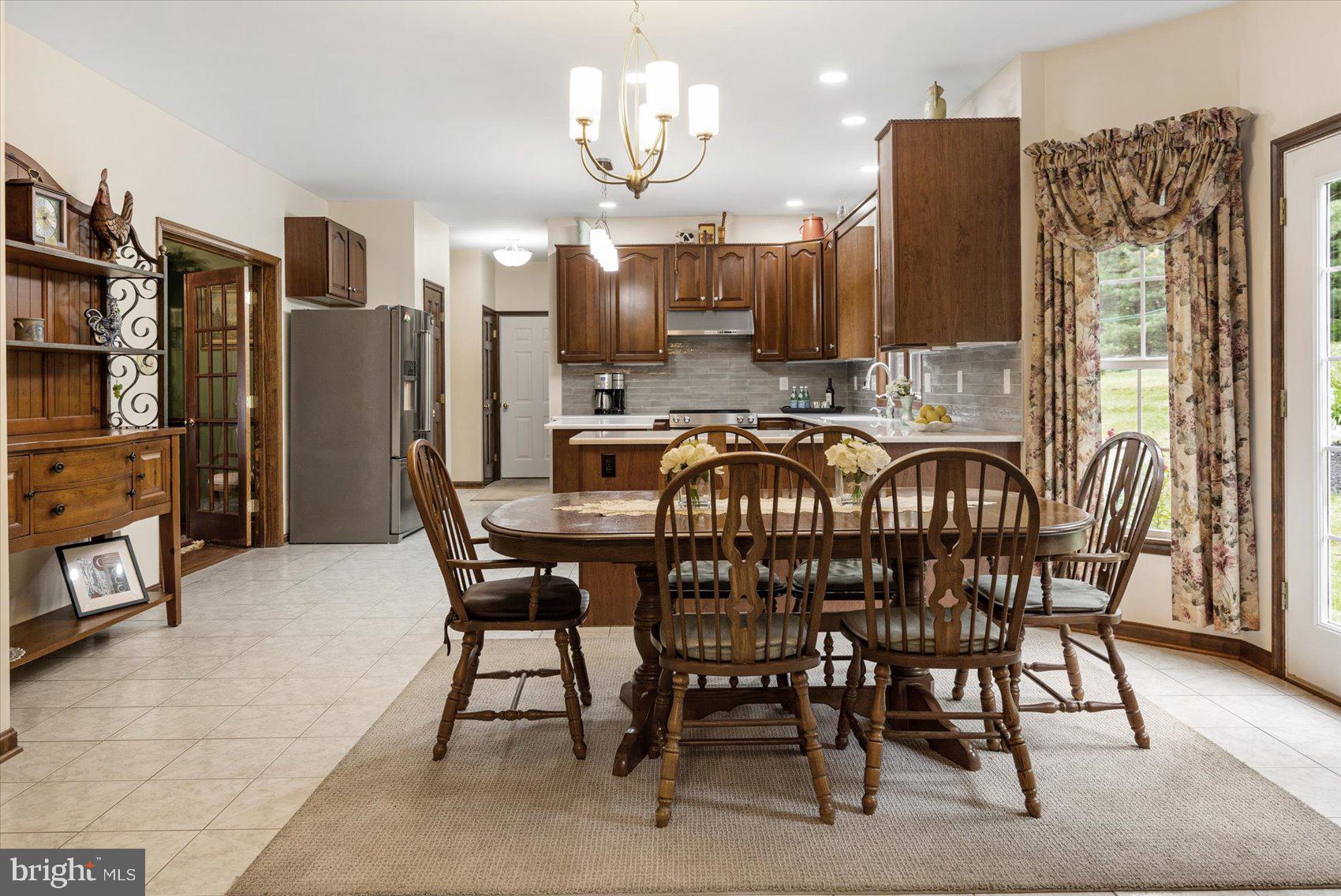 HAMPSTEAD - Residential