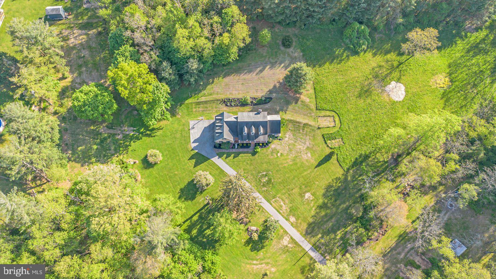 HAMPSTEAD - Residential