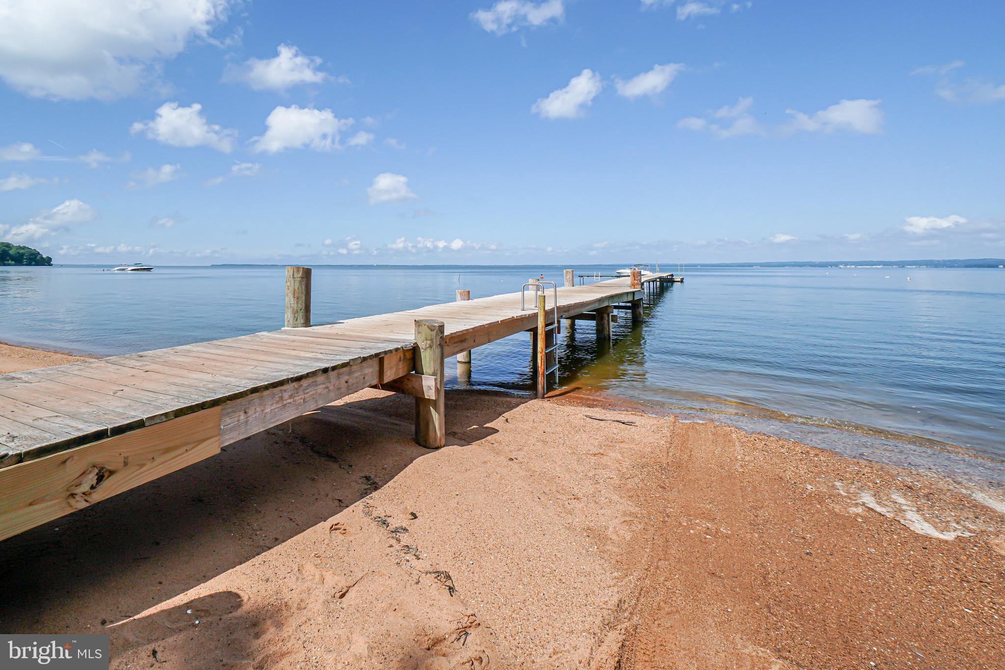 RED POINT BEACH - Residential